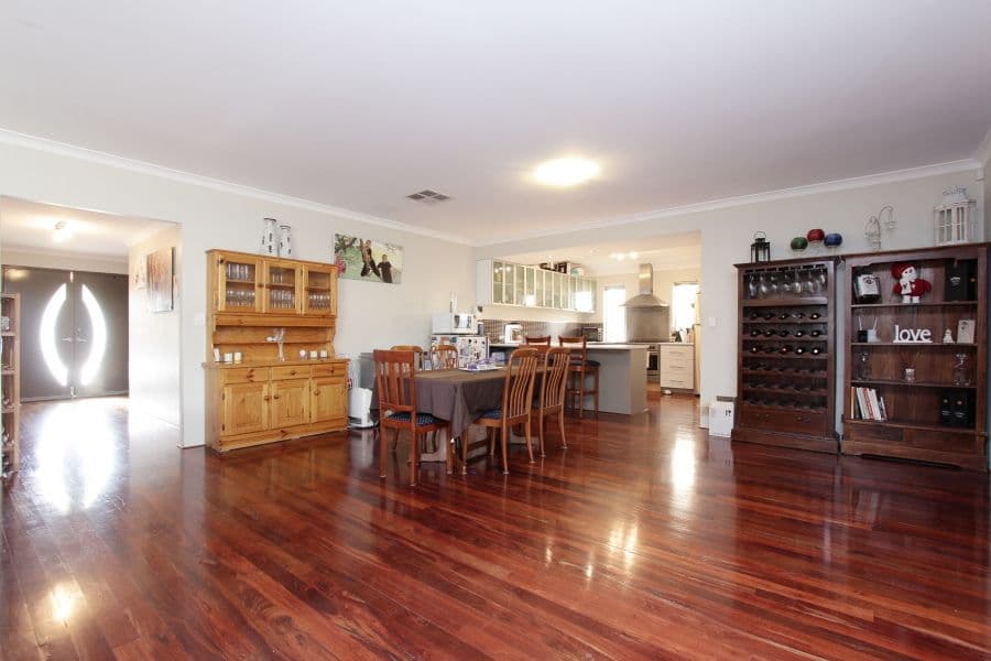 4 Kalinga Drive, ELLENBROOK WA 6069, Ellenbrook - Thumbnail 3