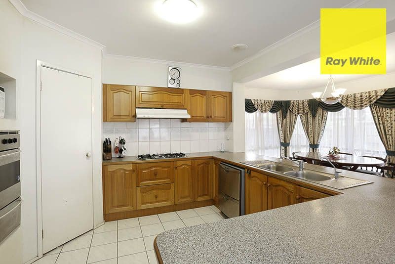 2 Nathan Close, Point Cook VIC 3030, Point Cook - Thumbnail 3