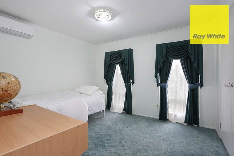 2 Nathan Close, Point Cook VIC 3030, Point Cook - Thumbnail 6