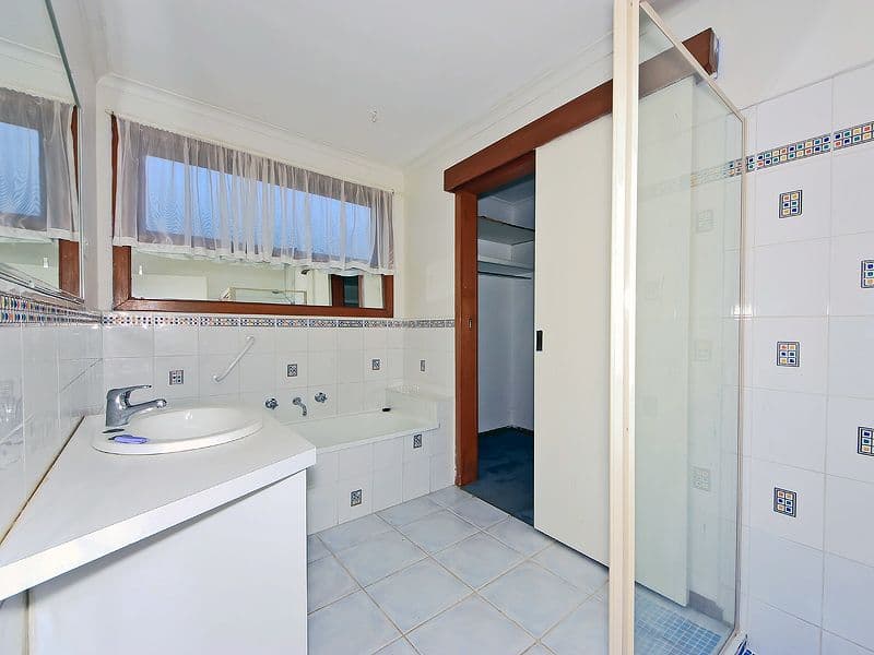 56 Kookaburra Avenue, WERRIBEE VIC 3030, Werribee - Thumbnail 7