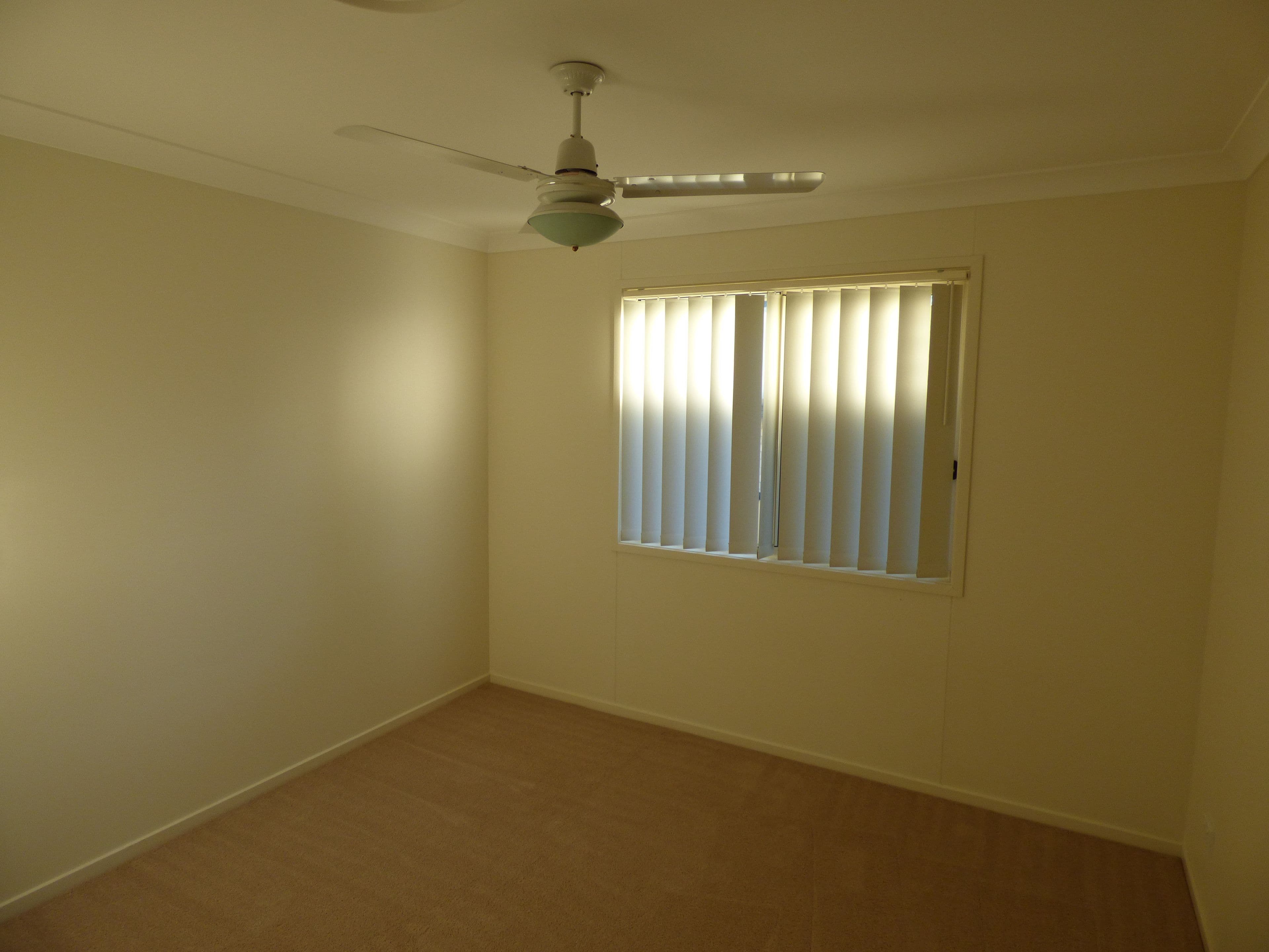 11 Courtney Street, Roma QLD 4455, Roma - Thumbnail 5