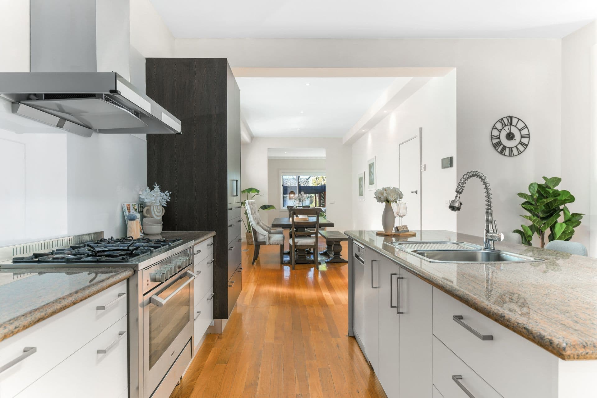 18 Mountainview Road, Nunawading VIC 3131, Nunawading - Thumbnail 6