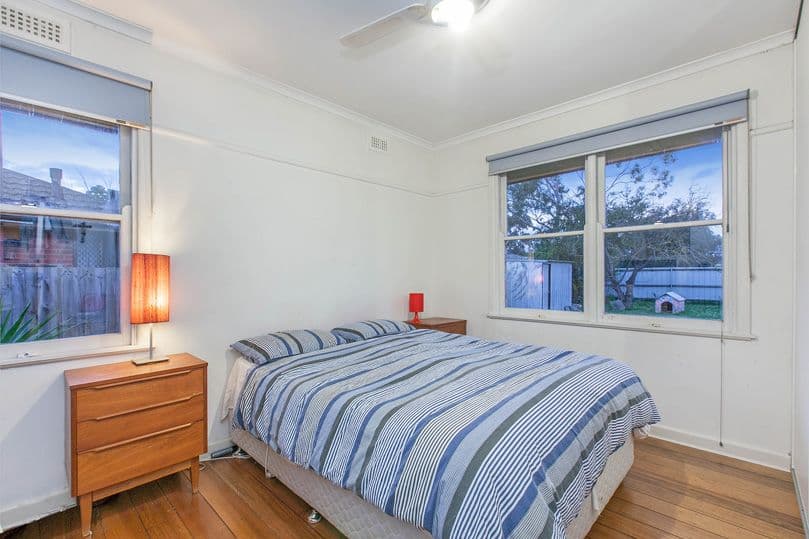 22 Winter Crescent, Reservoir VIC 3073, Reservoir - Thumbnail 7