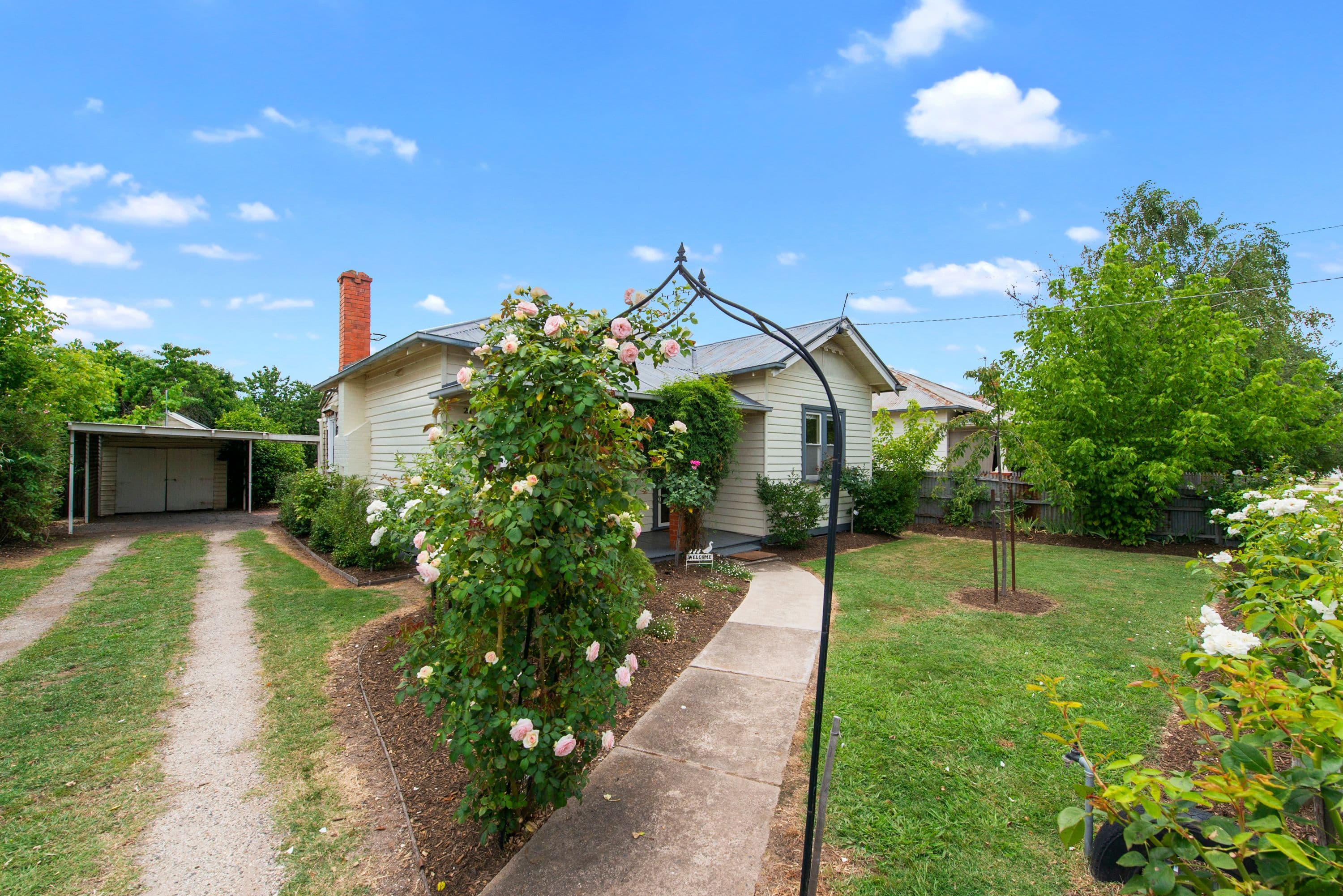 21 Ailsa Street, Mansfield VIC 3722, Mansfield - Image 1