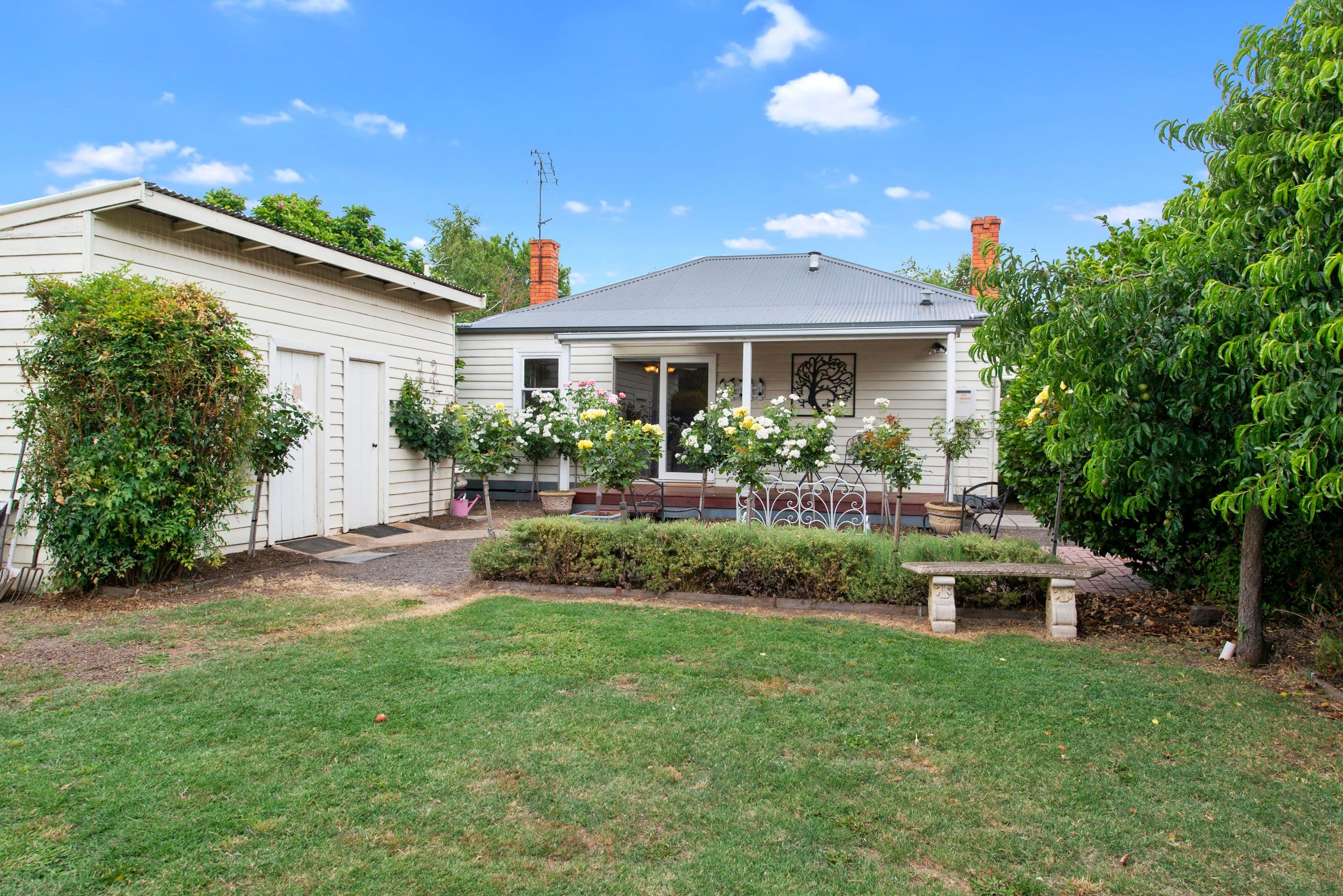 21 Ailsa Street, Mansfield VIC 3722, Mansfield - Thumbnail 2
