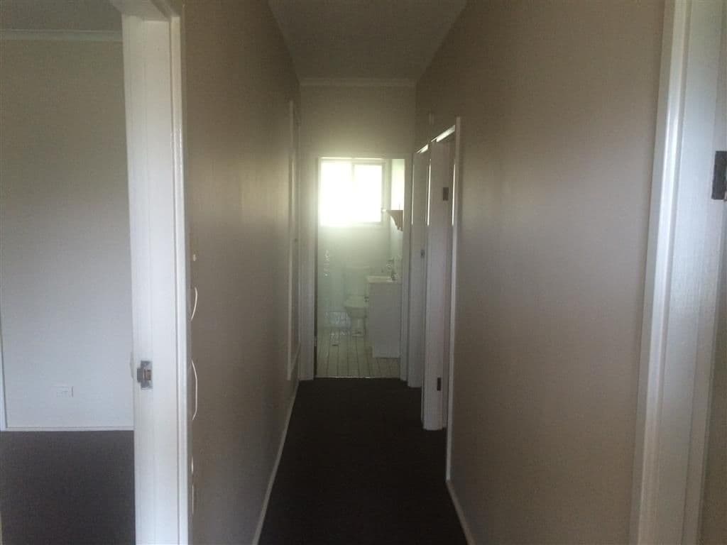 91 Lynch Street, Adelong - Thumbnail 6