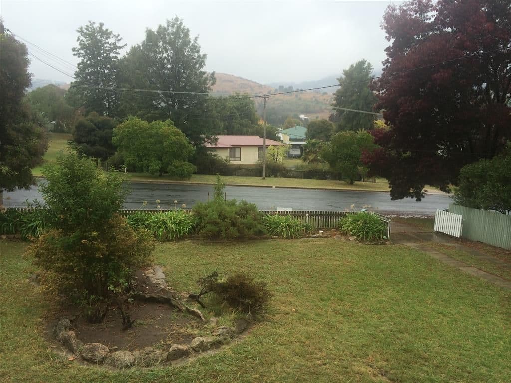 91 Lynch Street, Adelong - Thumbnail 8