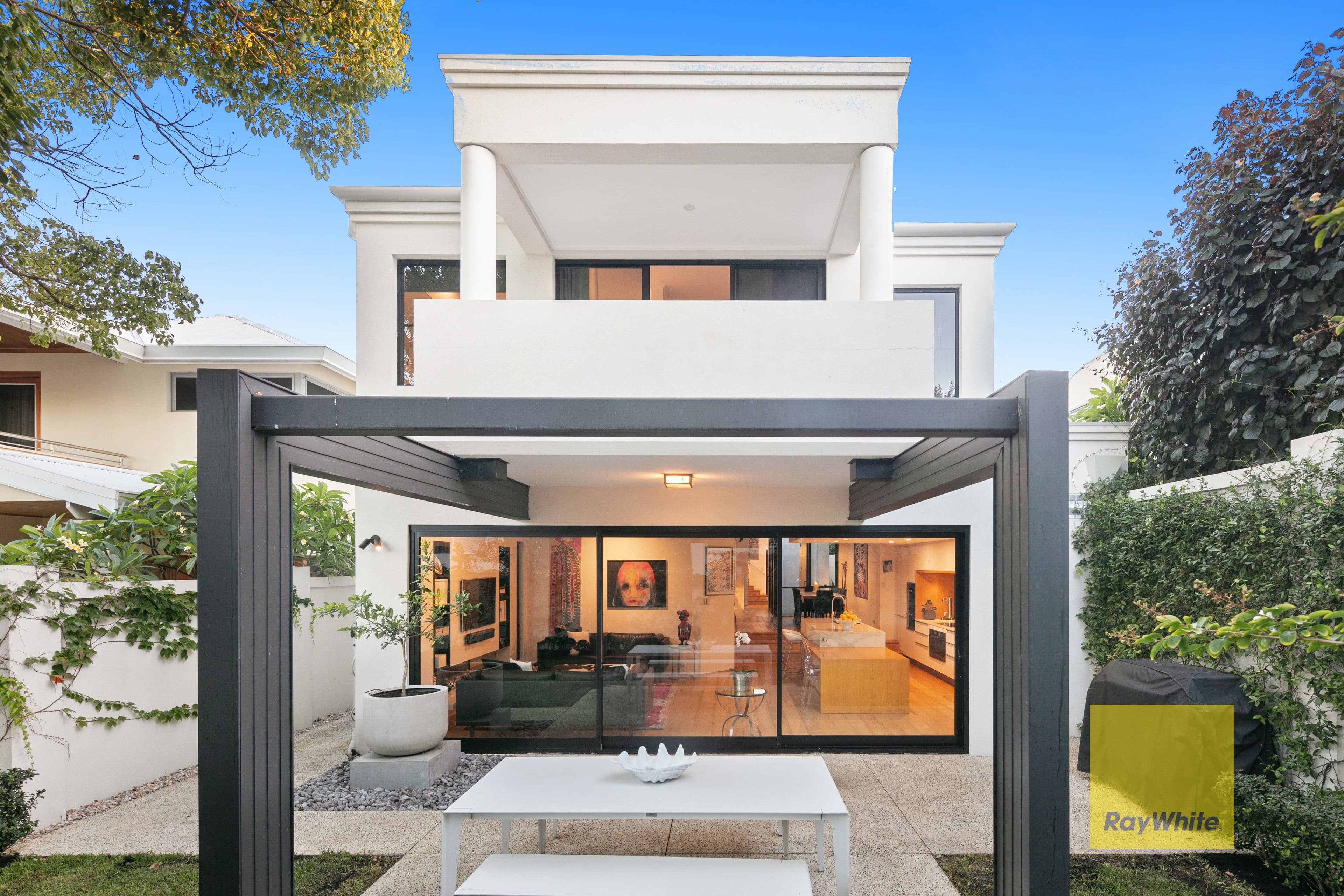 12 Reginald Street, Cottesloe WA 6011, Cottesloe - Thumbnail 2