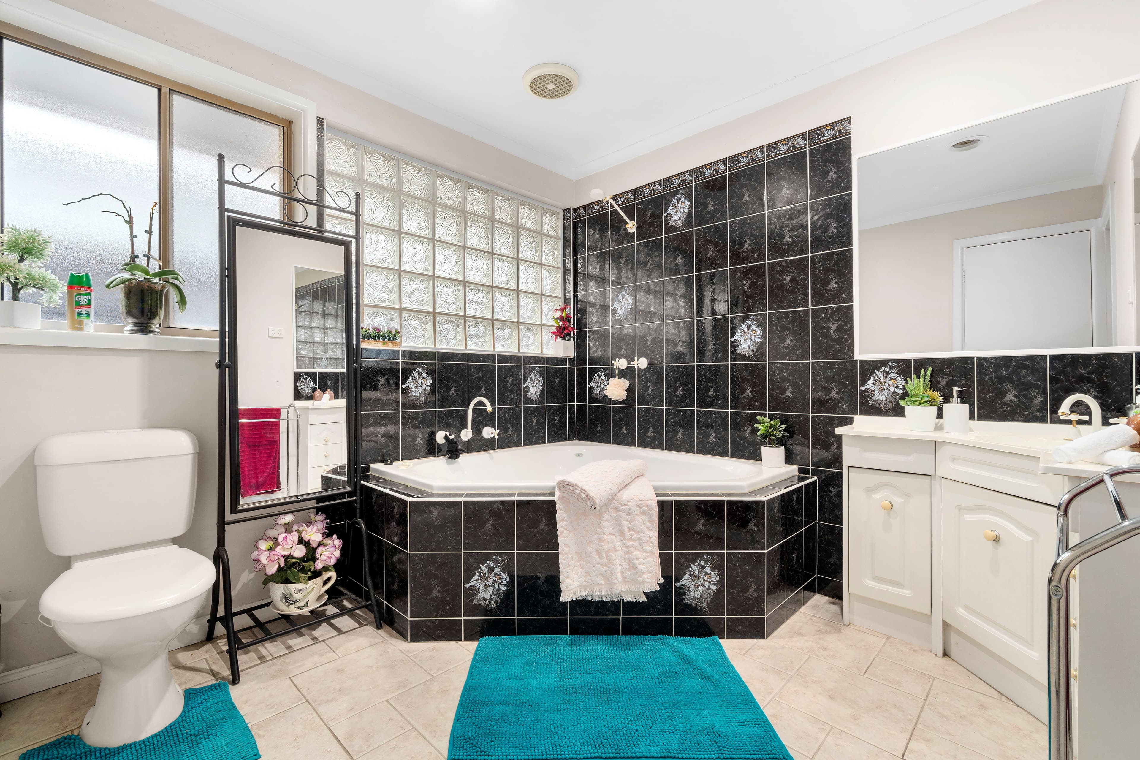 7 Eynon Court, Mill Park VIC 3082, Mill Park - Thumbnail 7