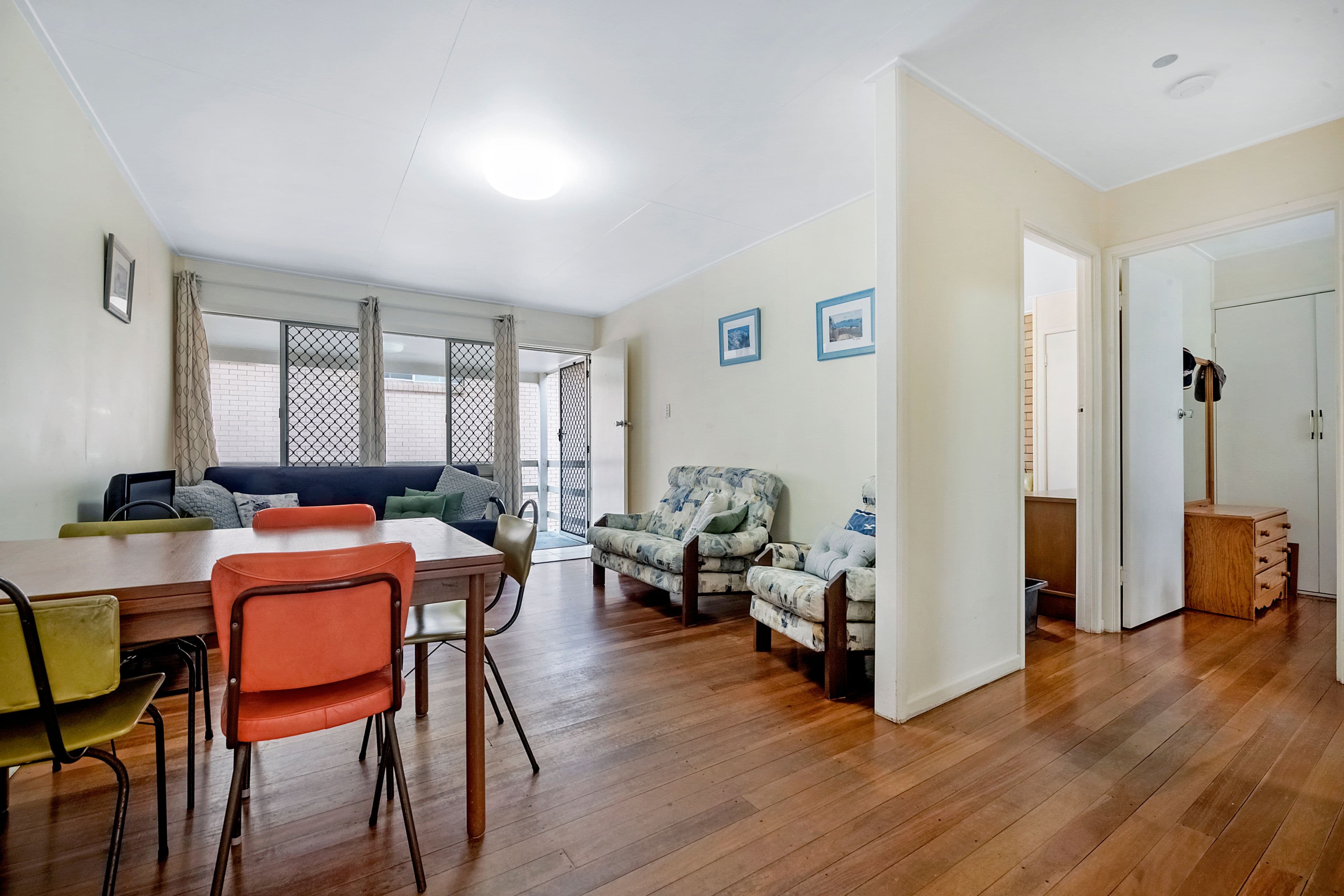 11 Anne Avenue, Broadbeach QLD 4218, Broadbeach - Thumbnail 3