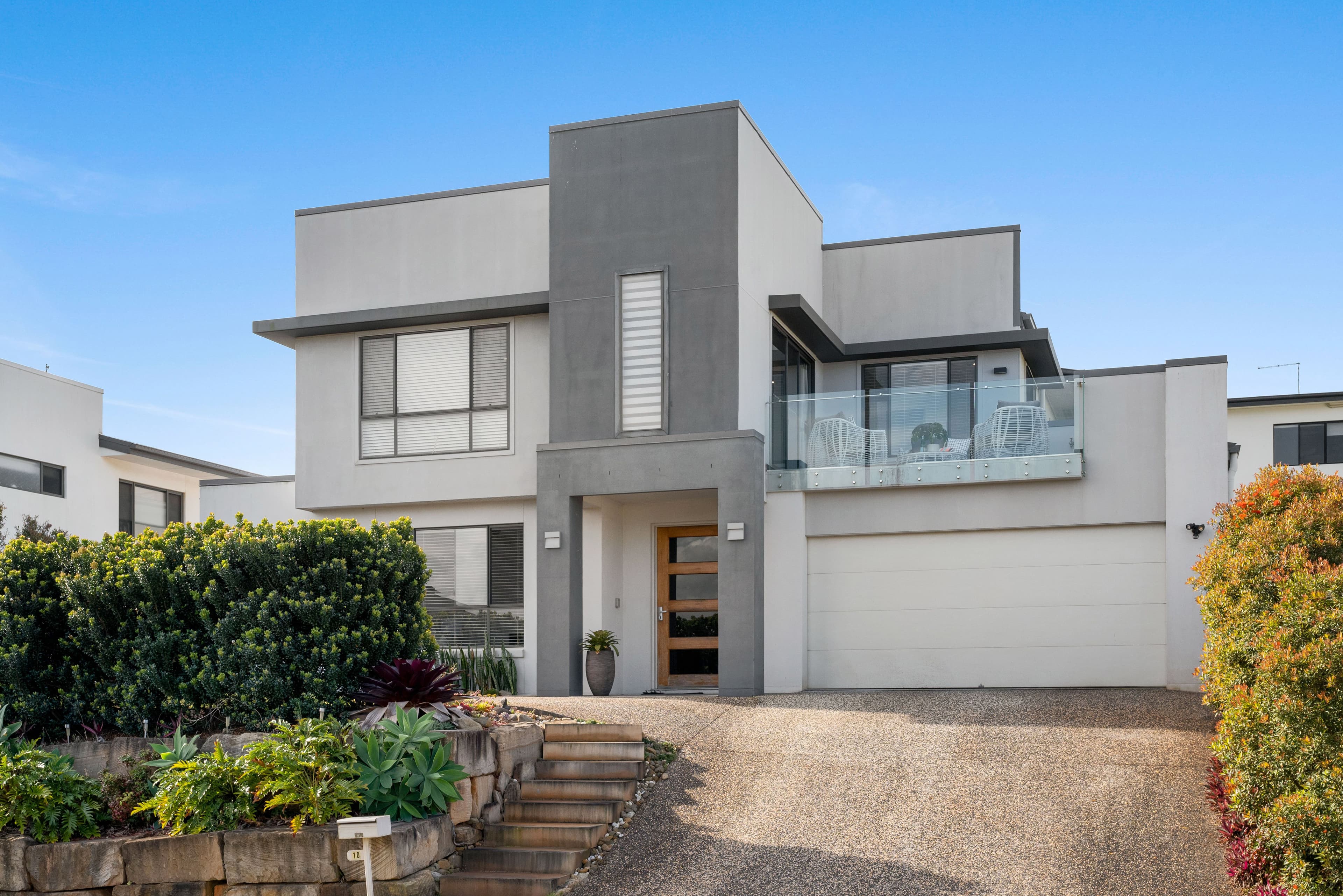 10 Linacre Crescent, Carindale QLD 4152, Carindale - Image 1