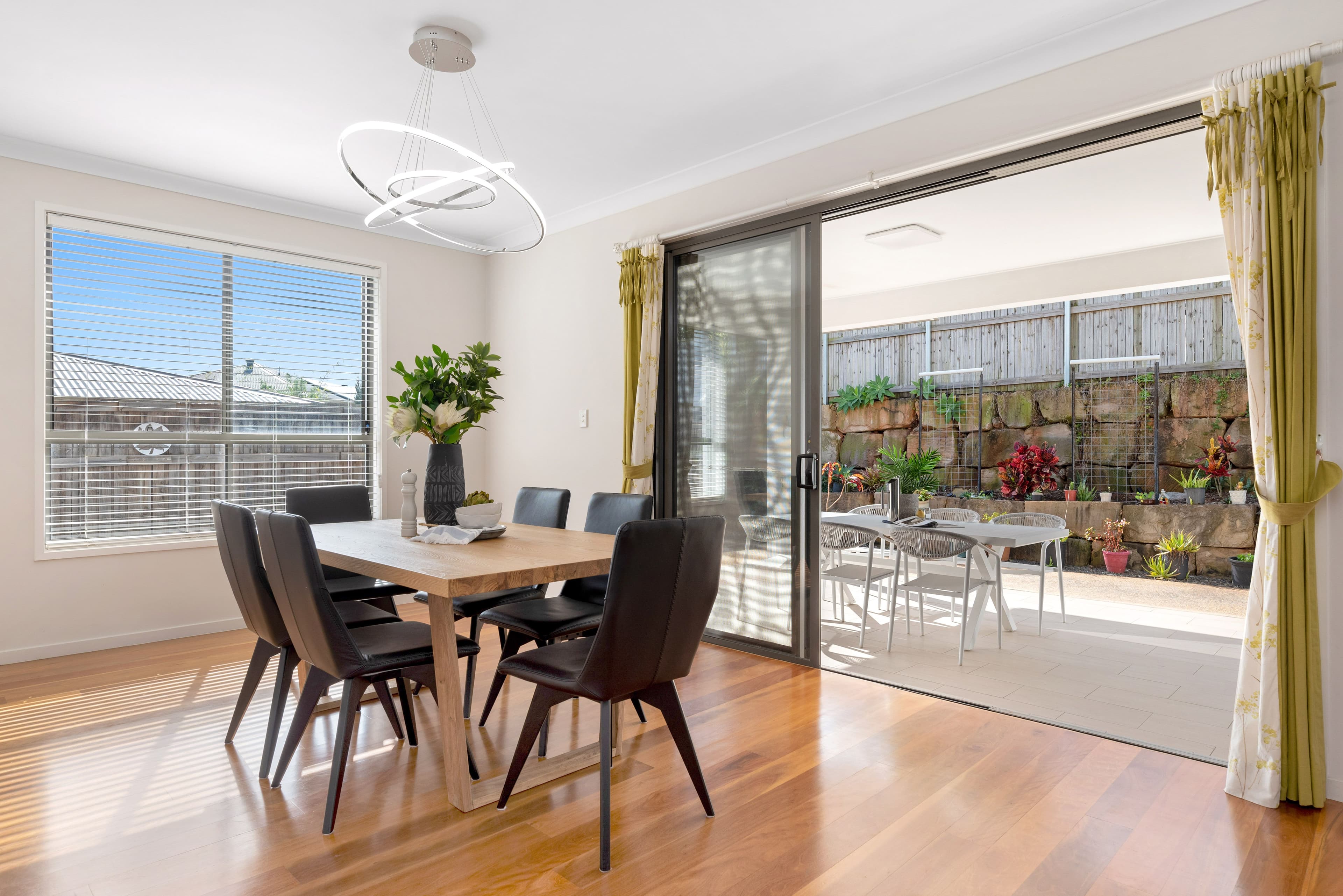 10 Linacre Crescent, Carindale QLD 4152, Carindale - Thumbnail 8