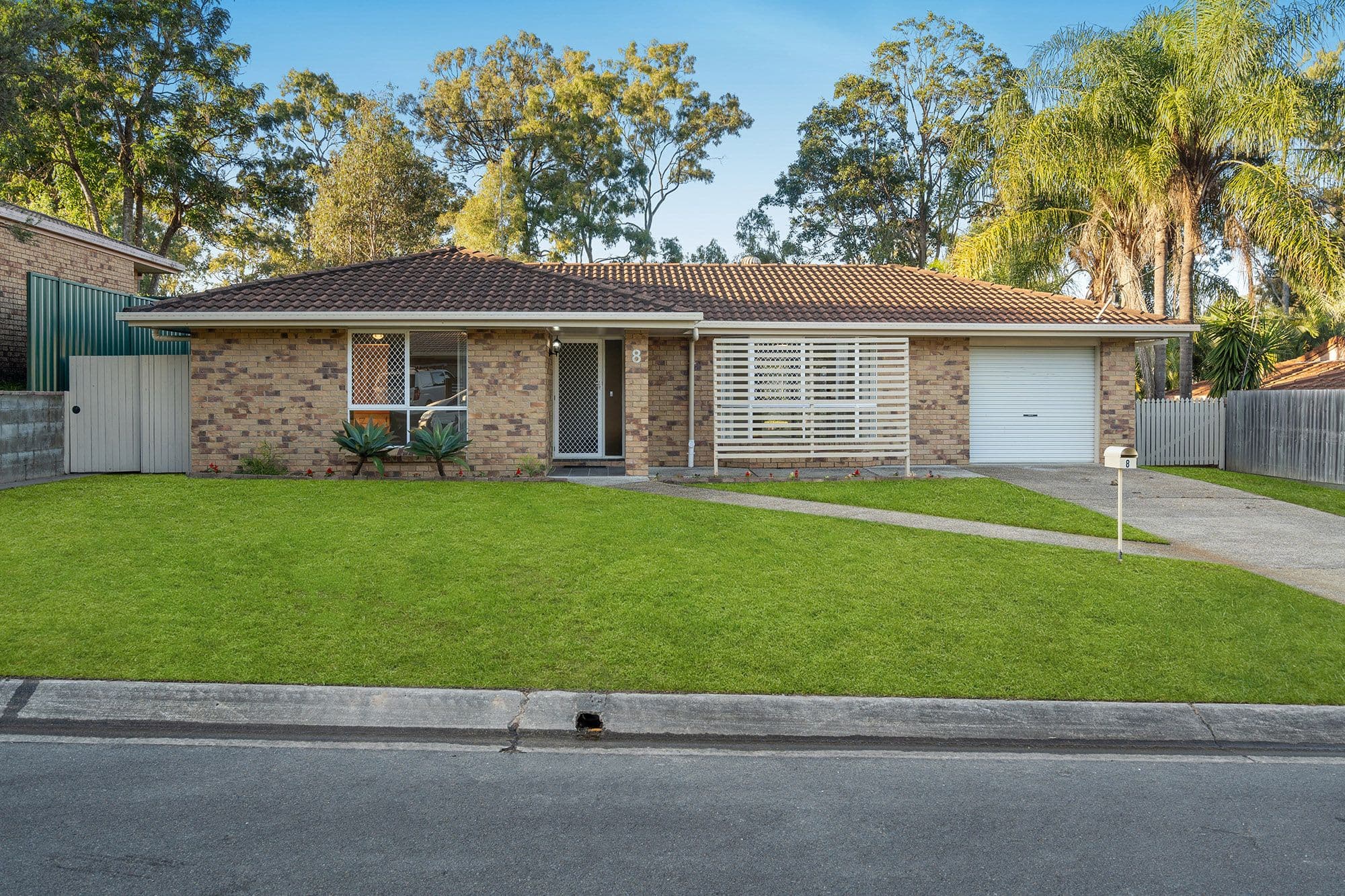 8 Quinton Court, Mount Warren Park QLD 4207, Mount Warren Park - Image 1