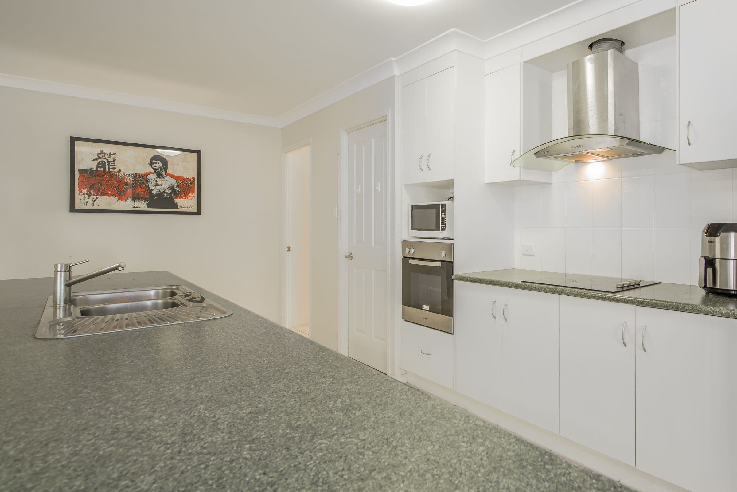 5 Munroe Court, West Gladstone QLD 4680, West Gladstone - Thumbnail 3