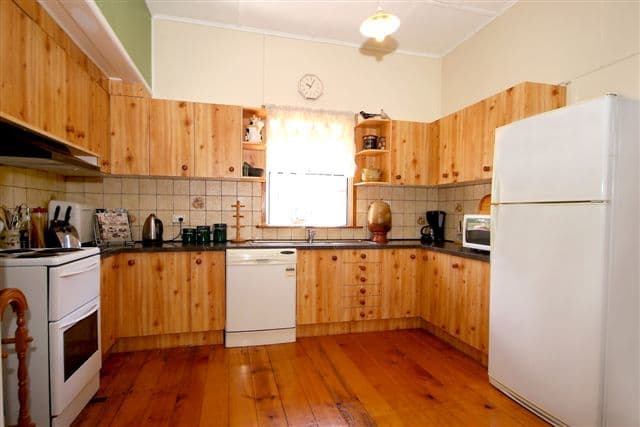 31  Cay Street, TOOWOOMBA QLD 4350, Toowoomba City - Thumbnail 4