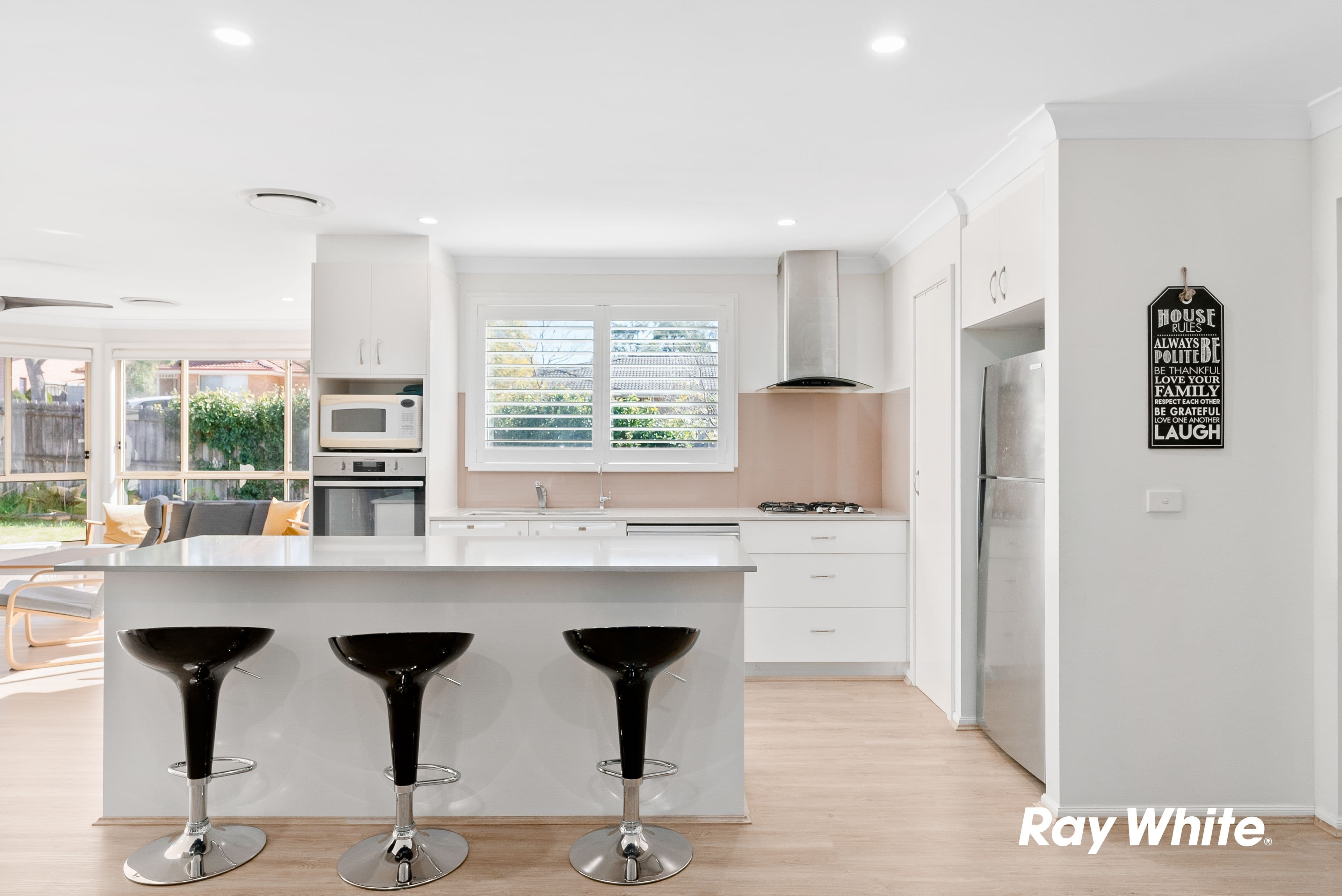 10 Rosewood Street, Parklea NSW 2768, Parklea - Thumbnail 2
