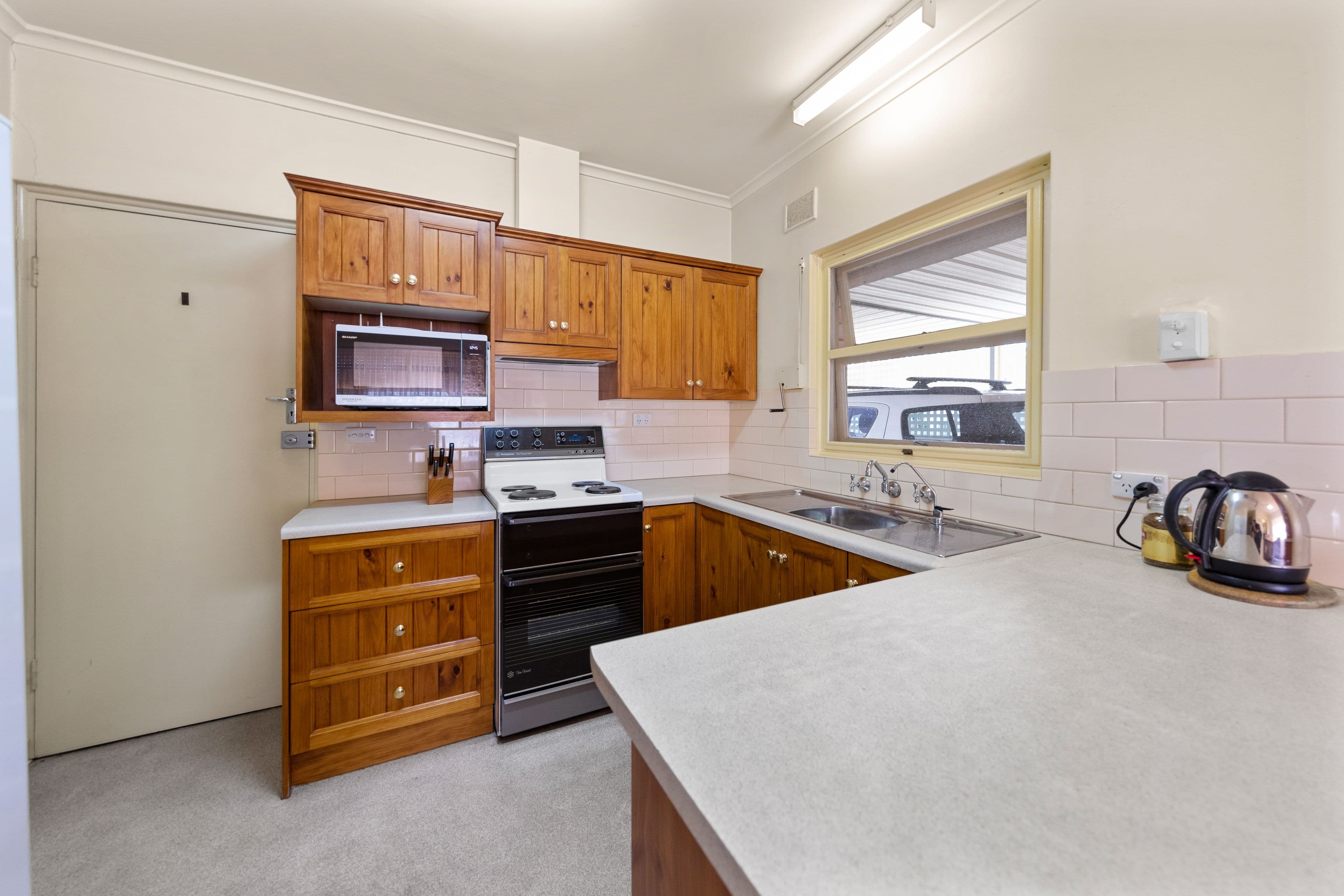 19 Dobson Drive, Pooraka SA 5095, Pooraka - Thumbnail 3