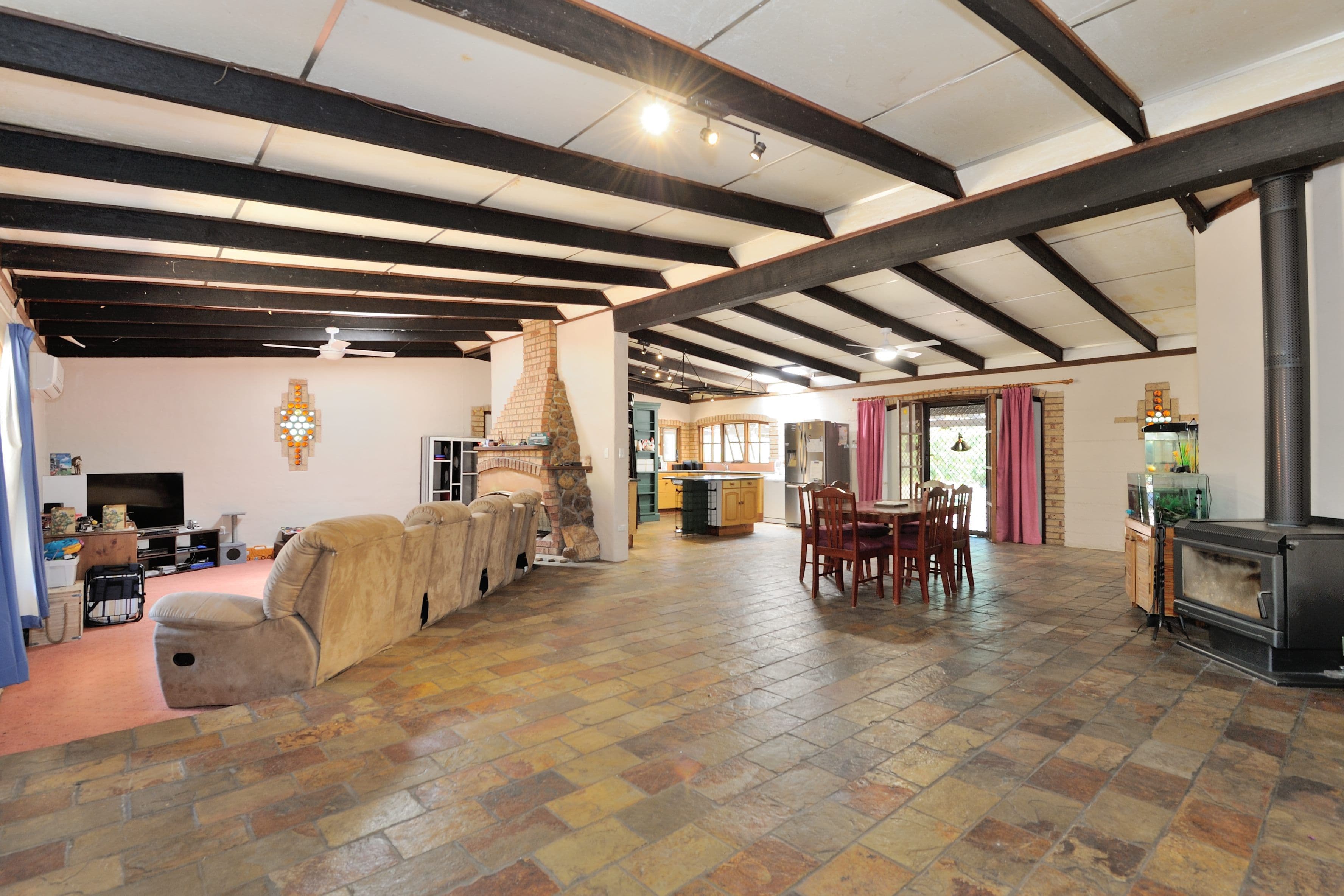 355 Hart Drive, Chittering WA 6084, Chittering - Thumbnail 4
