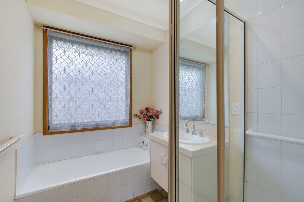 7 Pine Vale Court, Epping VIC 3076, Epping - Thumbnail 6