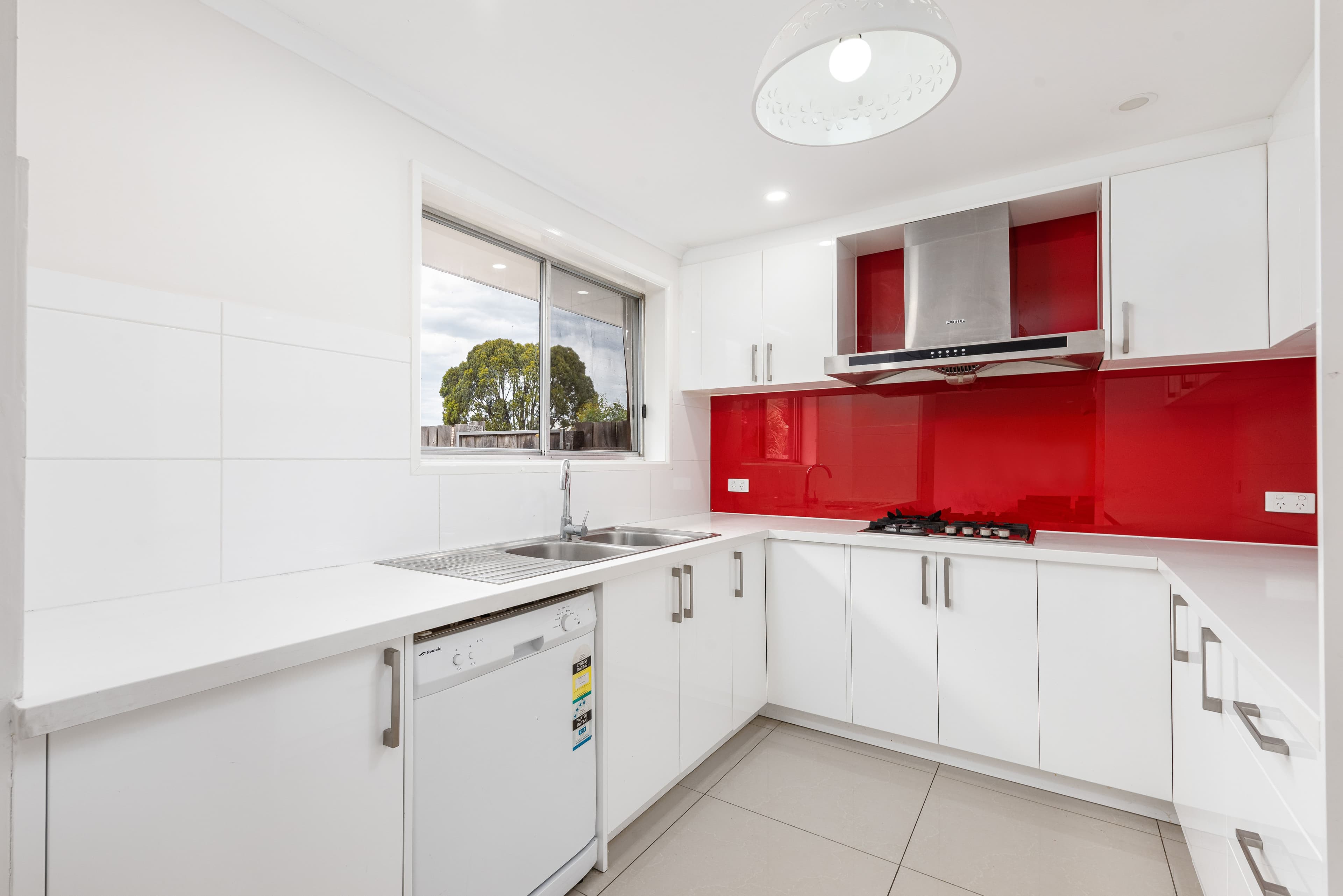 40 Madigan Crescent, Mill Park VIC 3082, Mill Park - Thumbnail 2