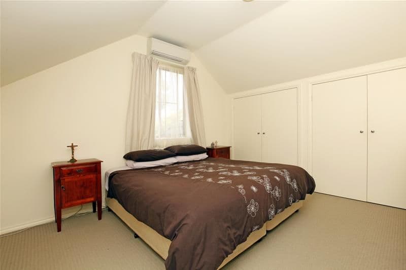8 Tennyson Street, WATSONIA VIC 3087, Watsonia - Thumbnail 5