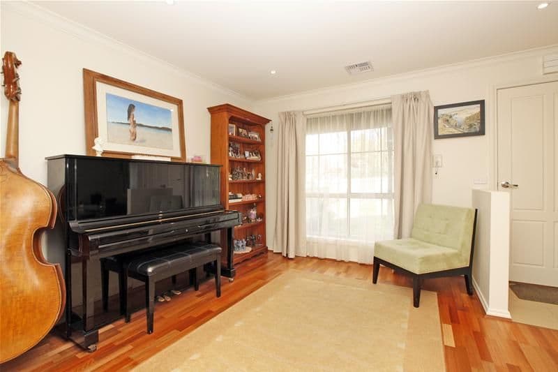 8 Tennyson Street, WATSONIA VIC 3087, Watsonia - Thumbnail 8