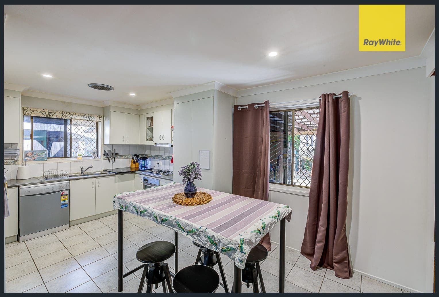 95 Waratah Drive, Crestmead QLD 4132, Crestmead - Thumbnail 4