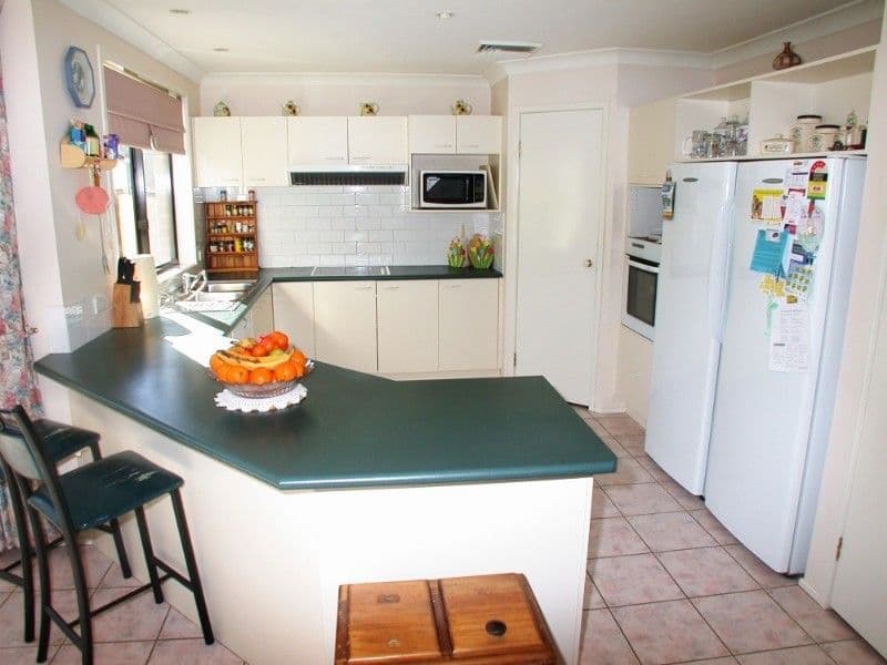 102 Lake Haven Drive, LAKE HAVEN NSW 2263, Lake Haven - Thumbnail 3