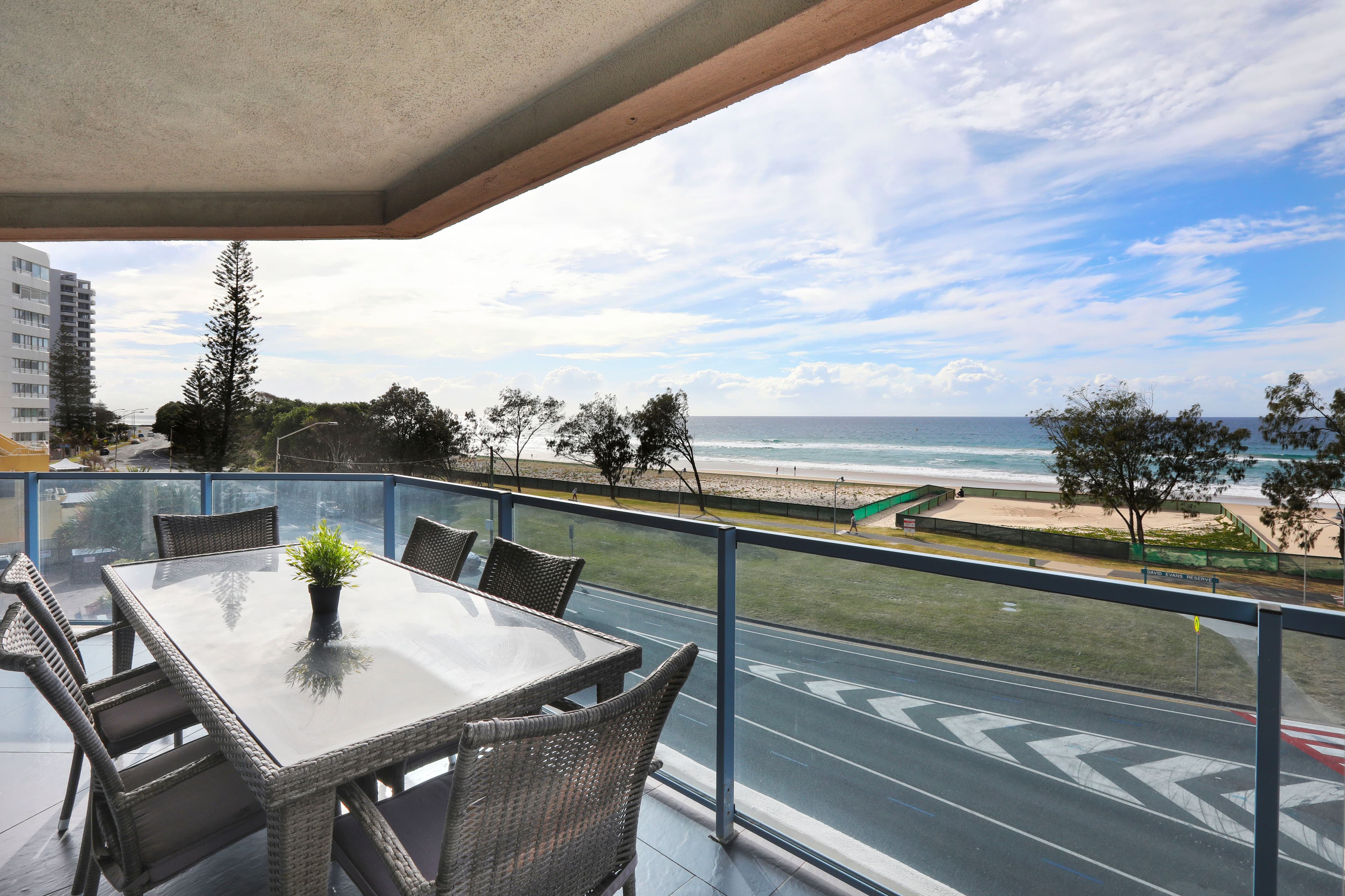 4 'Mustique' 3456 Main Beach Parade, SURFERS PARADISE QLD 4217, Surfers Paradise - Thumbnail 3
