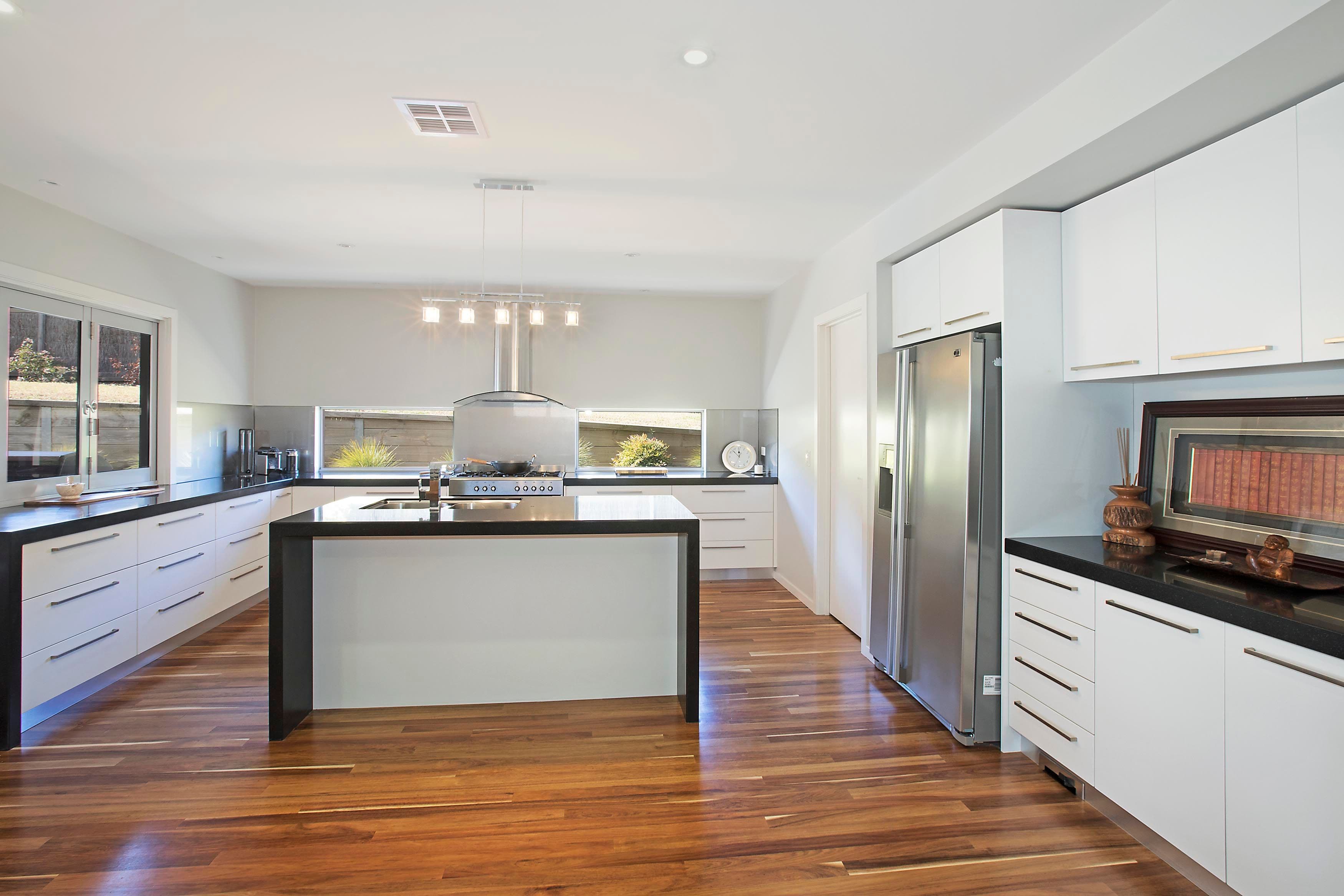 1-3 Stoneleigh Crescent, Highton VIC 3216, Highton - Thumbnail 4
