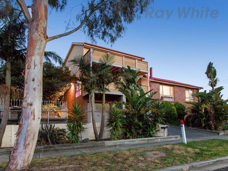 11 Bangor Drive, Frankston VIC 3199, Frankston - Image 1