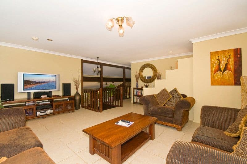 177 Simpsons Road, ELANORA QLD 4221, Elanora - Thumbnail 3