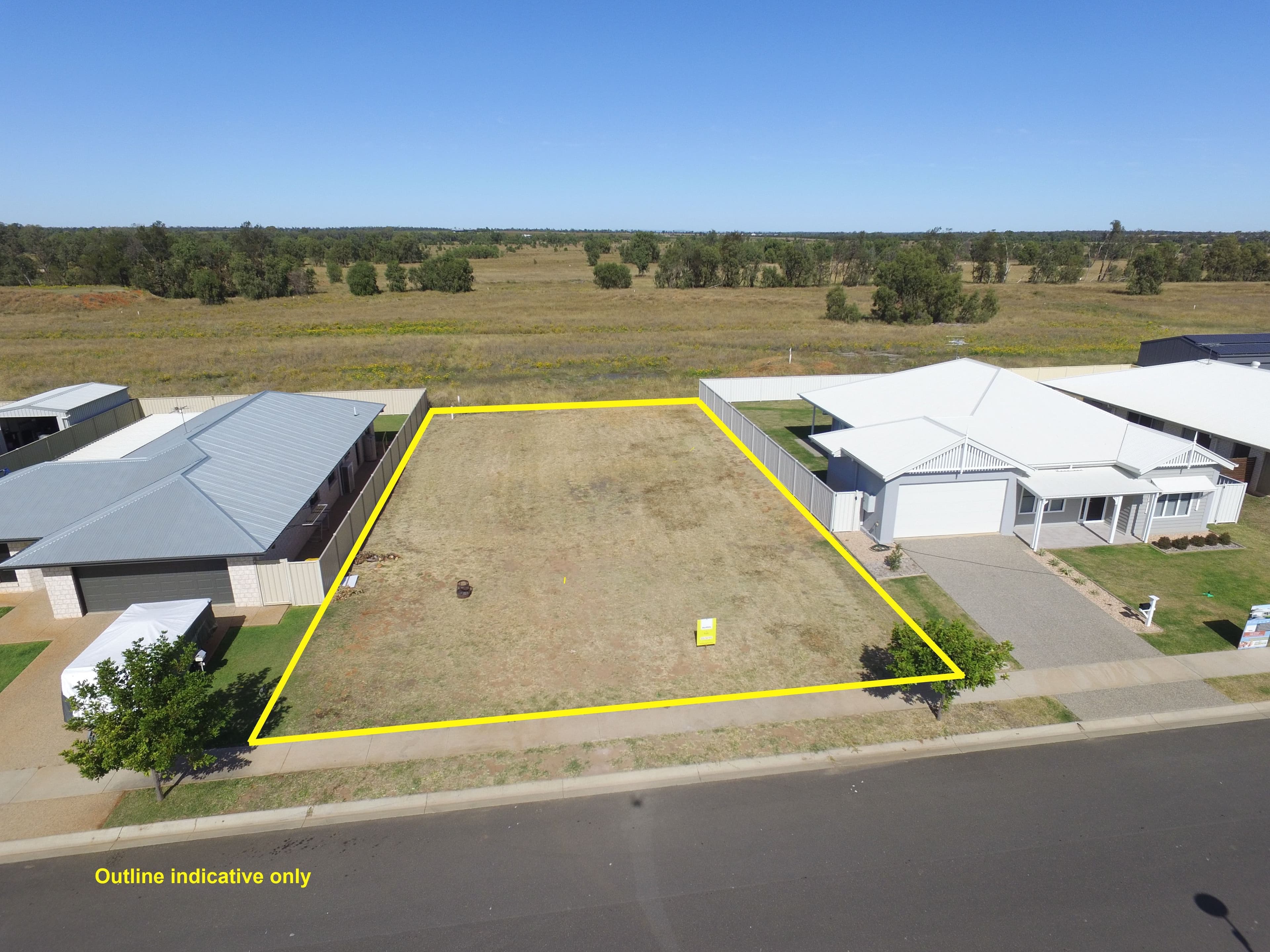 73 Canterbury Road, Emerald QLD 4720, Emerald - Image 1