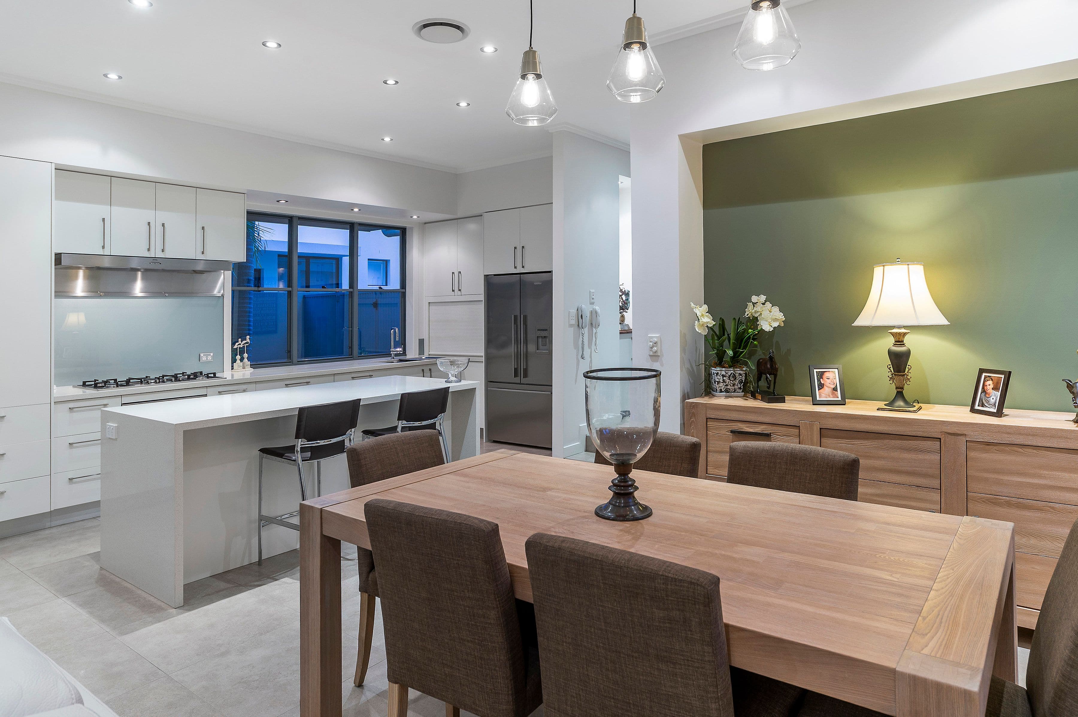 6056 Garda Avenue, Hope Island QLD 4212, Hope Island - Thumbnail 8