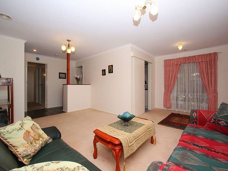 6 Redwood Court, MILL PARK VIC 3082, Mill Park - Thumbnail 5