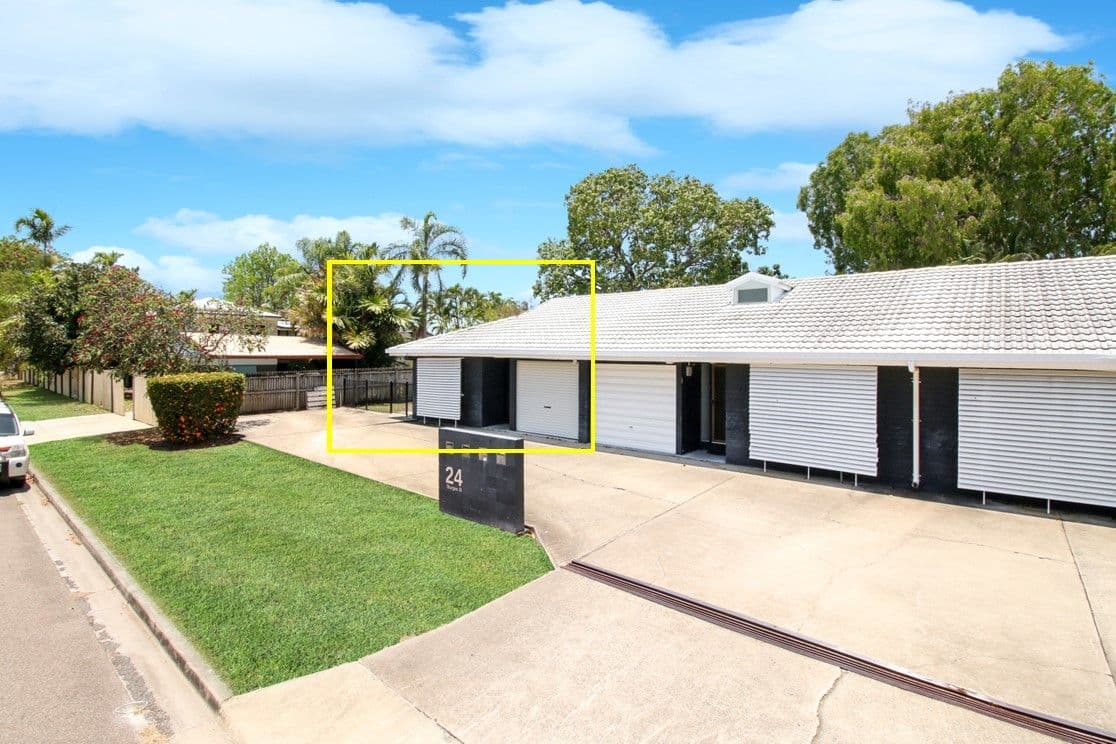 24 Sturges Street, Hermit Park QLD 4812, Hermit Park - Thumbnail 2