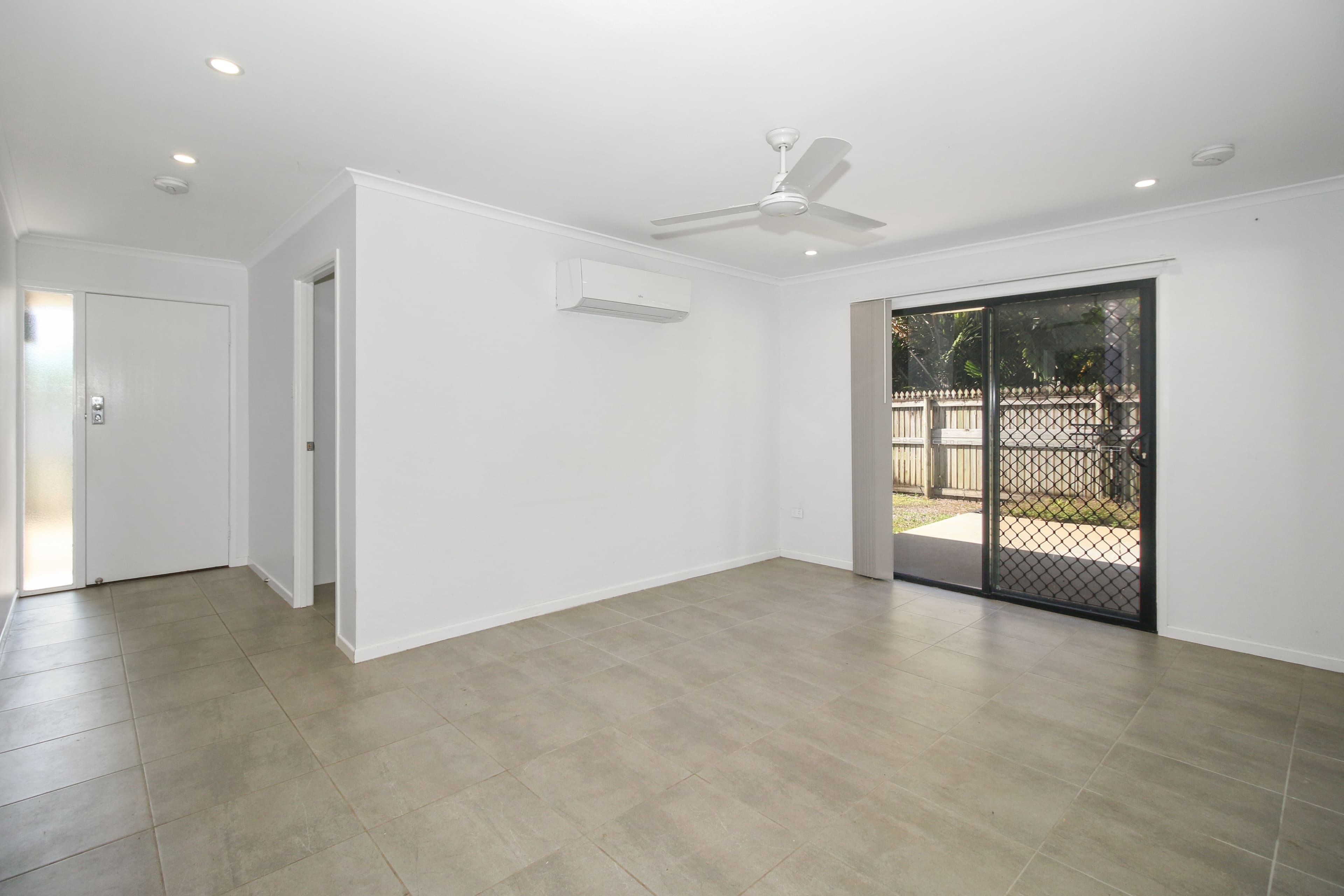 24 Sturges Street, Hermit Park QLD 4812, Hermit Park - Thumbnail 4
