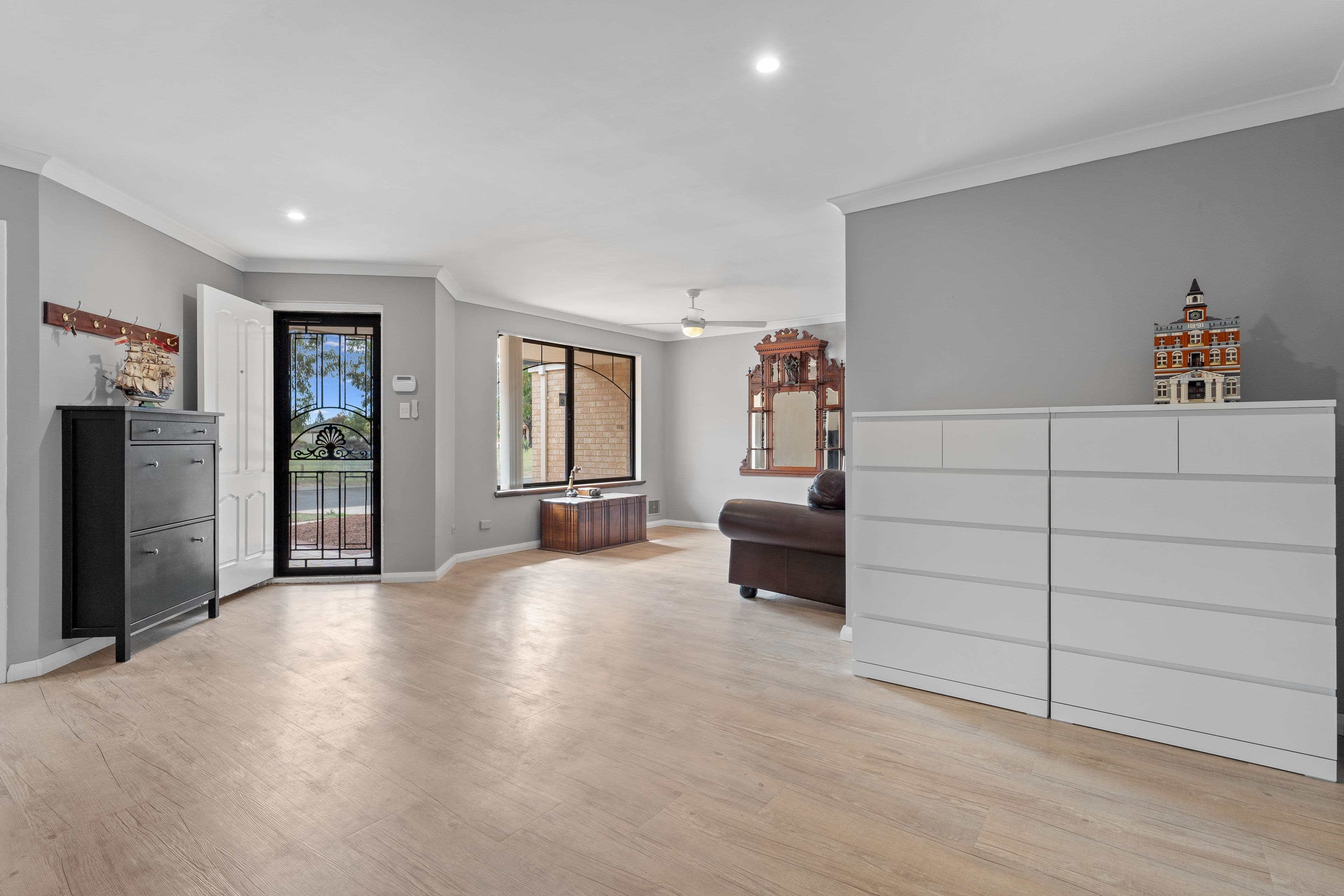 34 Montebourg Meander, Port Kennedy WA 6172, Port Kennedy - Thumbnail 5