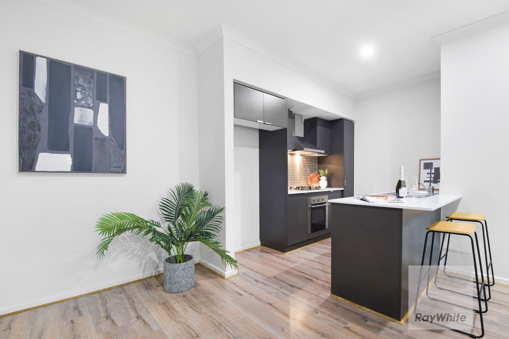 16 Sudbury Street, Mickleham VIC 3064, Mickleham - Thumbnail 4