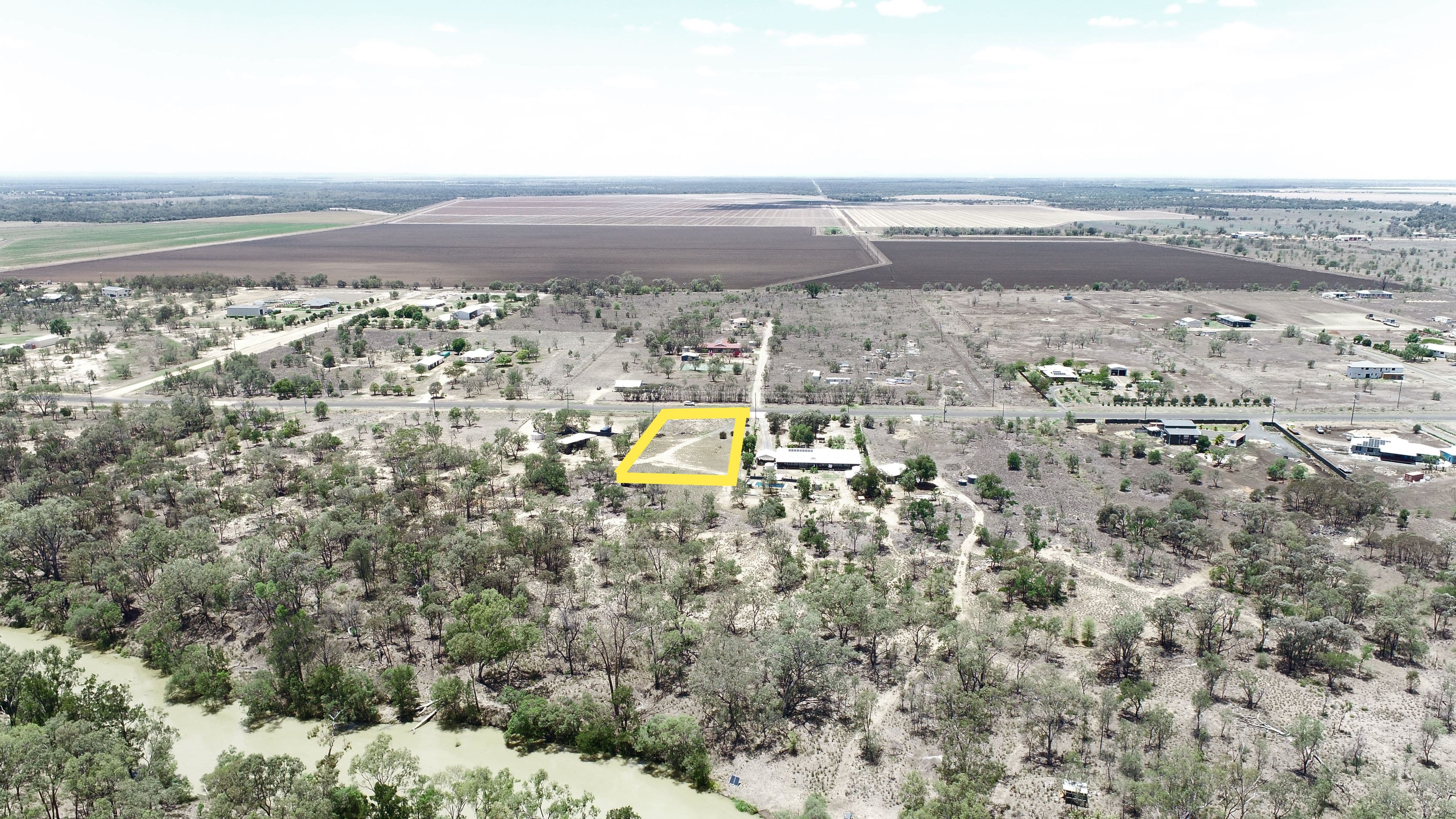 115 Codenwarra Road, Emerald QLD 4720, Emerald - Thumbnail 2