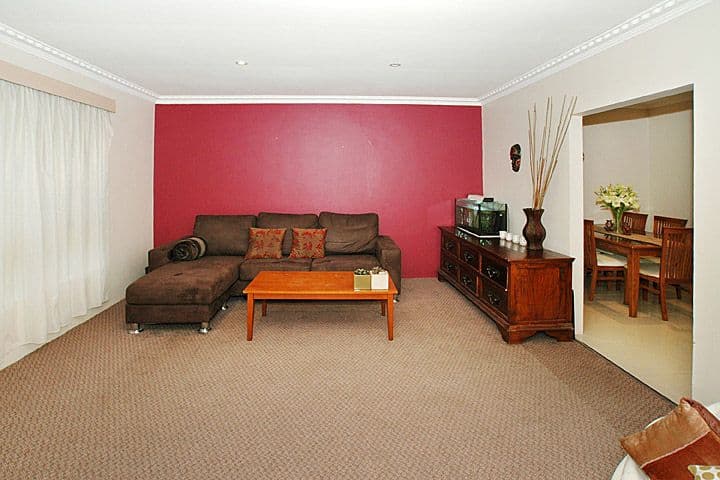 13 Seaver Grove, RESERVOIR VIC 3073, Reservoir - Thumbnail 2
