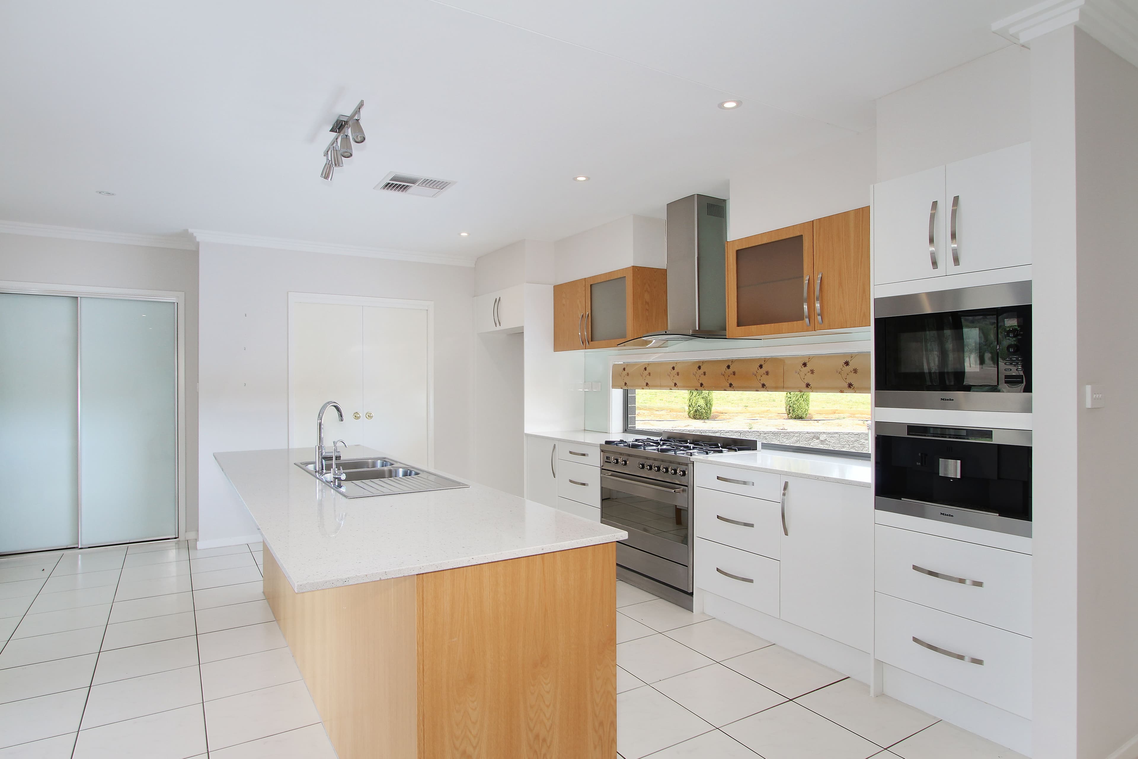 33 Flagstaff Road, Tamworth NSW 2340, Tamworth - Thumbnail 3
