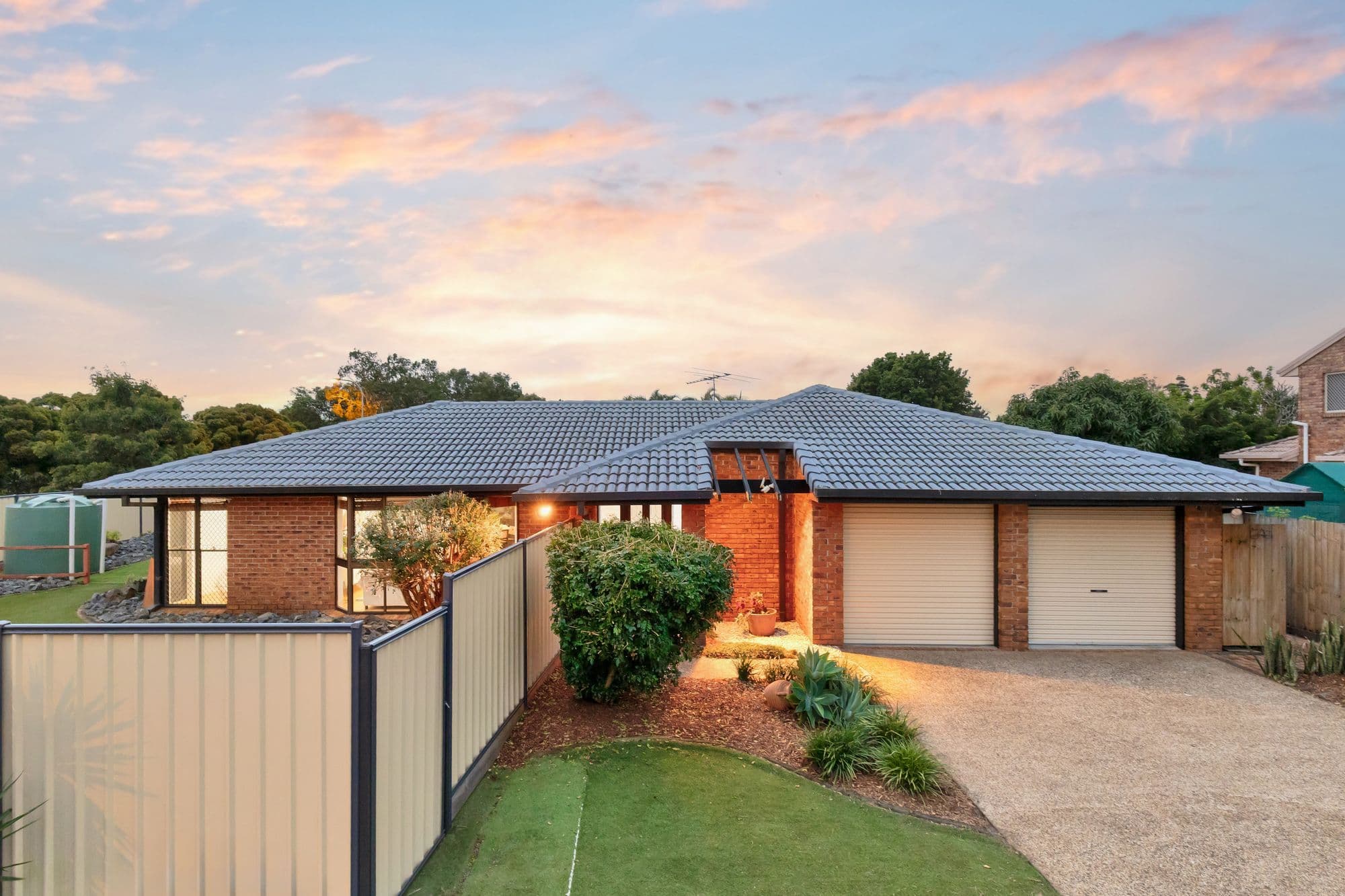 2 Dellforest Drive, Calamvale QLD 4116, Calamvale - Image 1