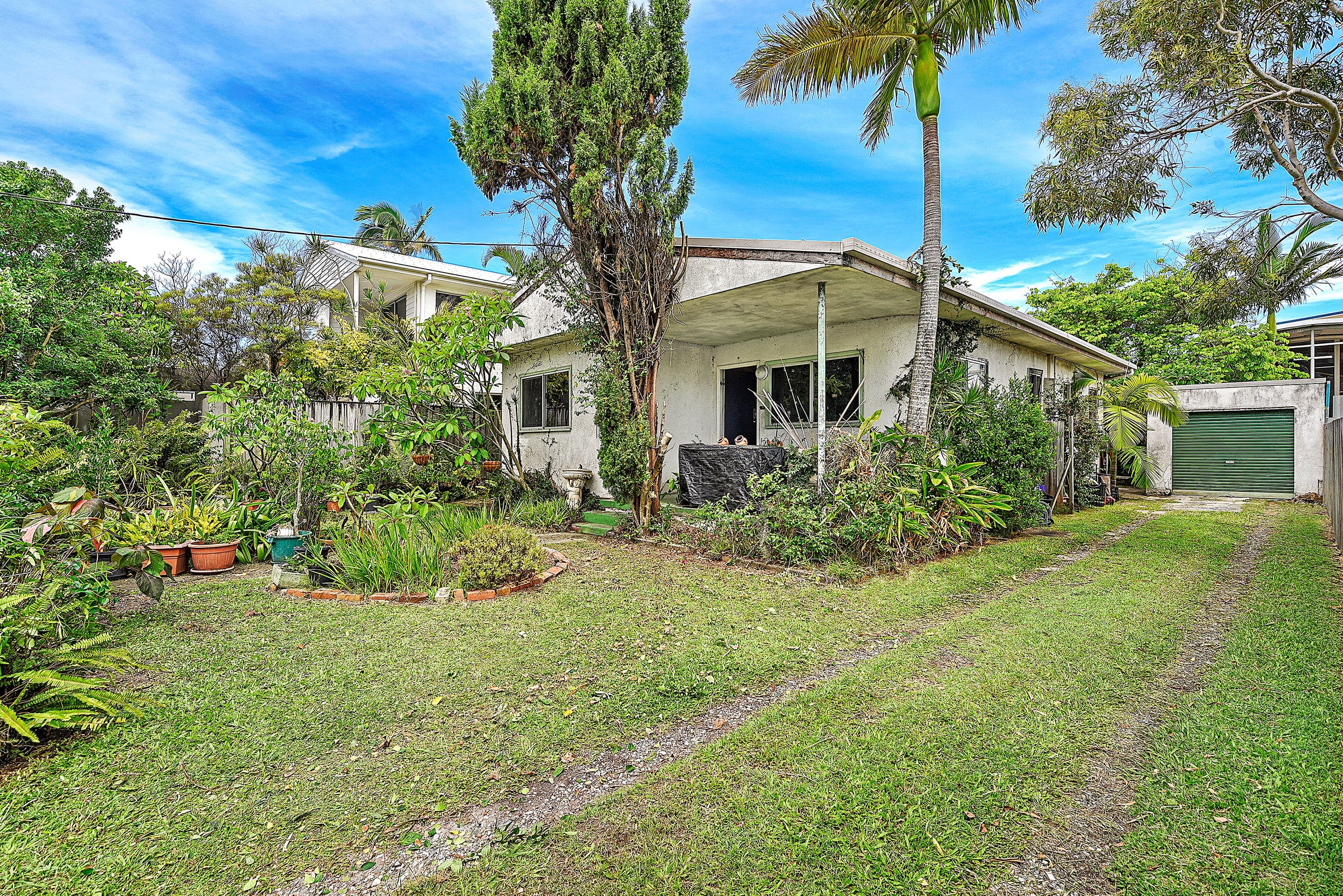 4 Elizabeth Street, Tugun QLD 4224, Tugun - Thumbnail 2