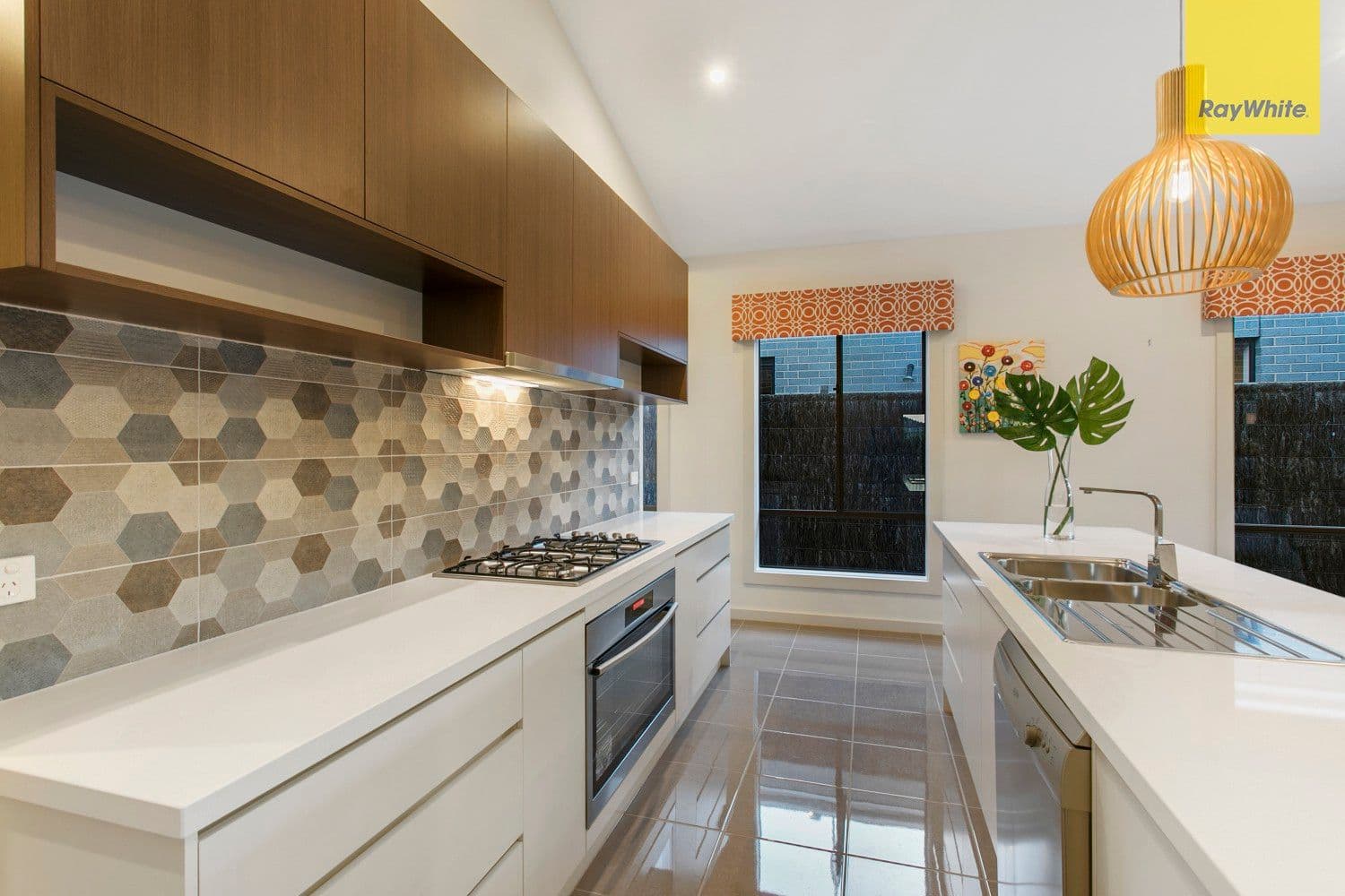 29 Newbridge Boulevard, Clyde North VIC 3978, Clyde North - Thumbnail 7