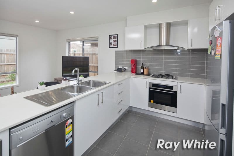 41 Cabernet Drive, Somerville VIC 3912, Somerville - Thumbnail 4