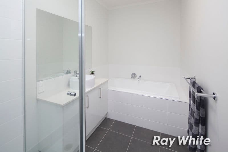 41 Cabernet Drive, Somerville VIC 3912, Somerville - Thumbnail 6