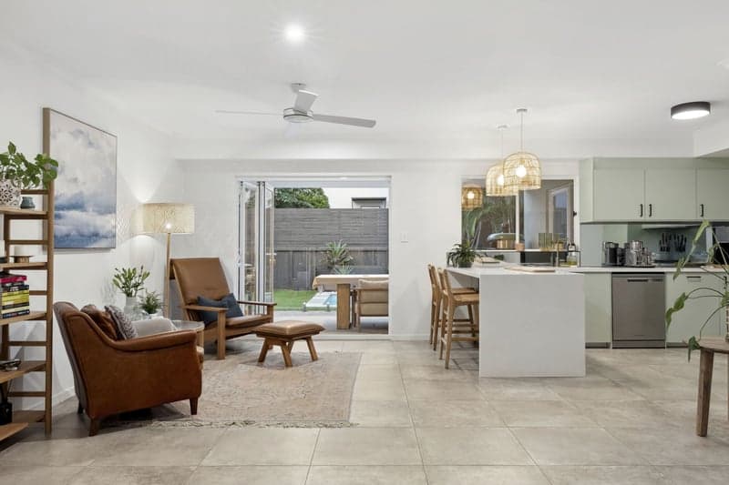 4 Lipton Street, Sunrise Beach - Thumbnail 5
