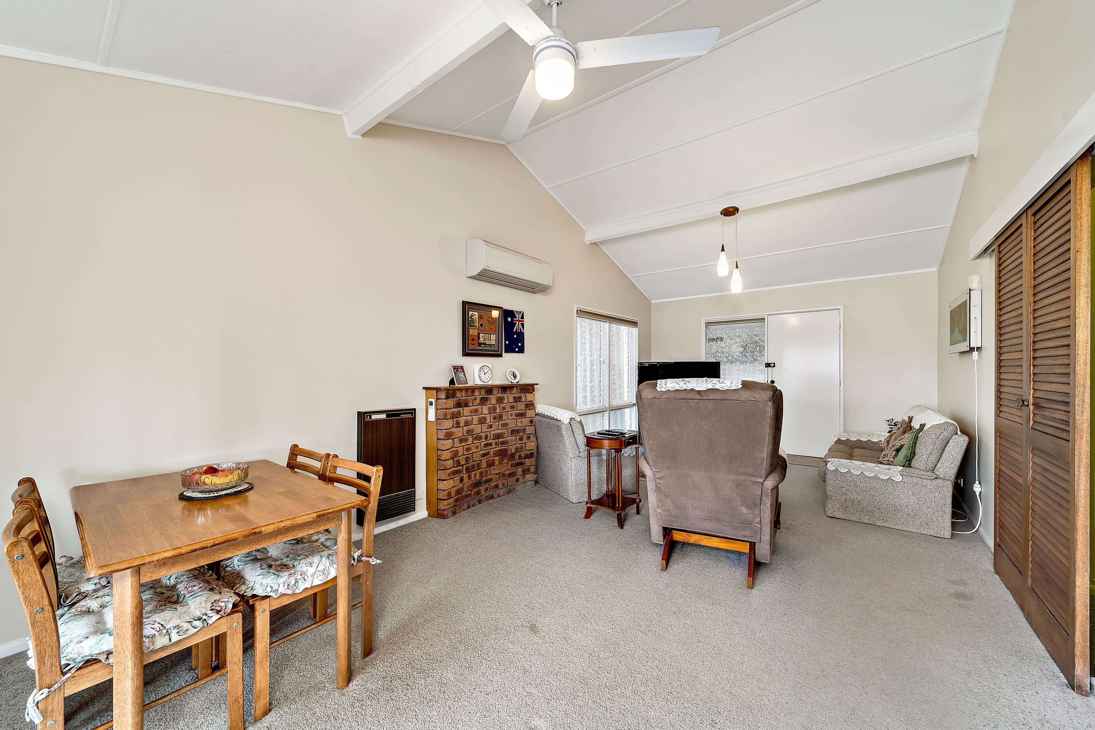 17 Cumberlege Crescent, Pearce ACT 2607, Pearce - Thumbnail 5