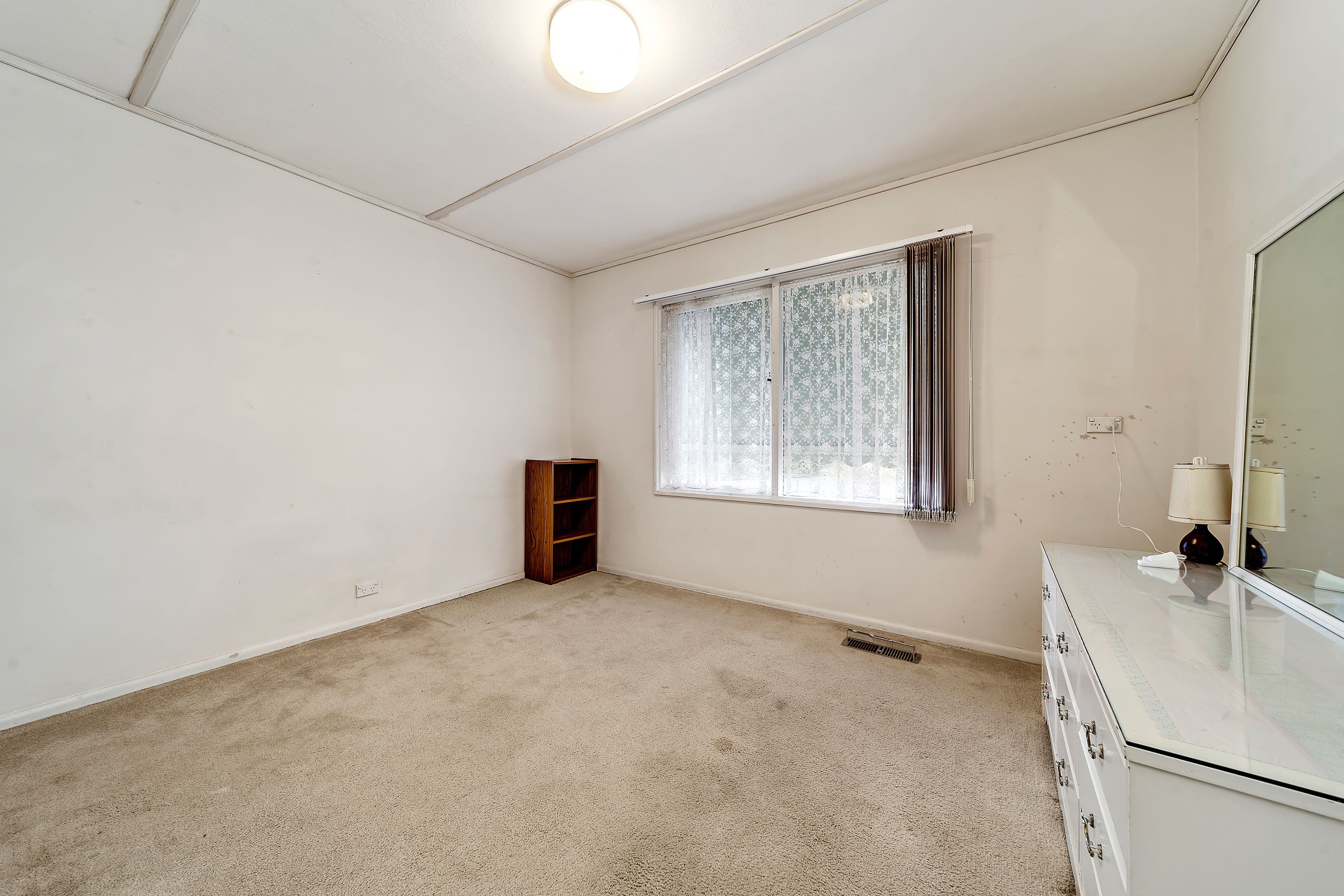 17 Cumberlege Crescent, Pearce ACT 2607, Pearce - Thumbnail 8